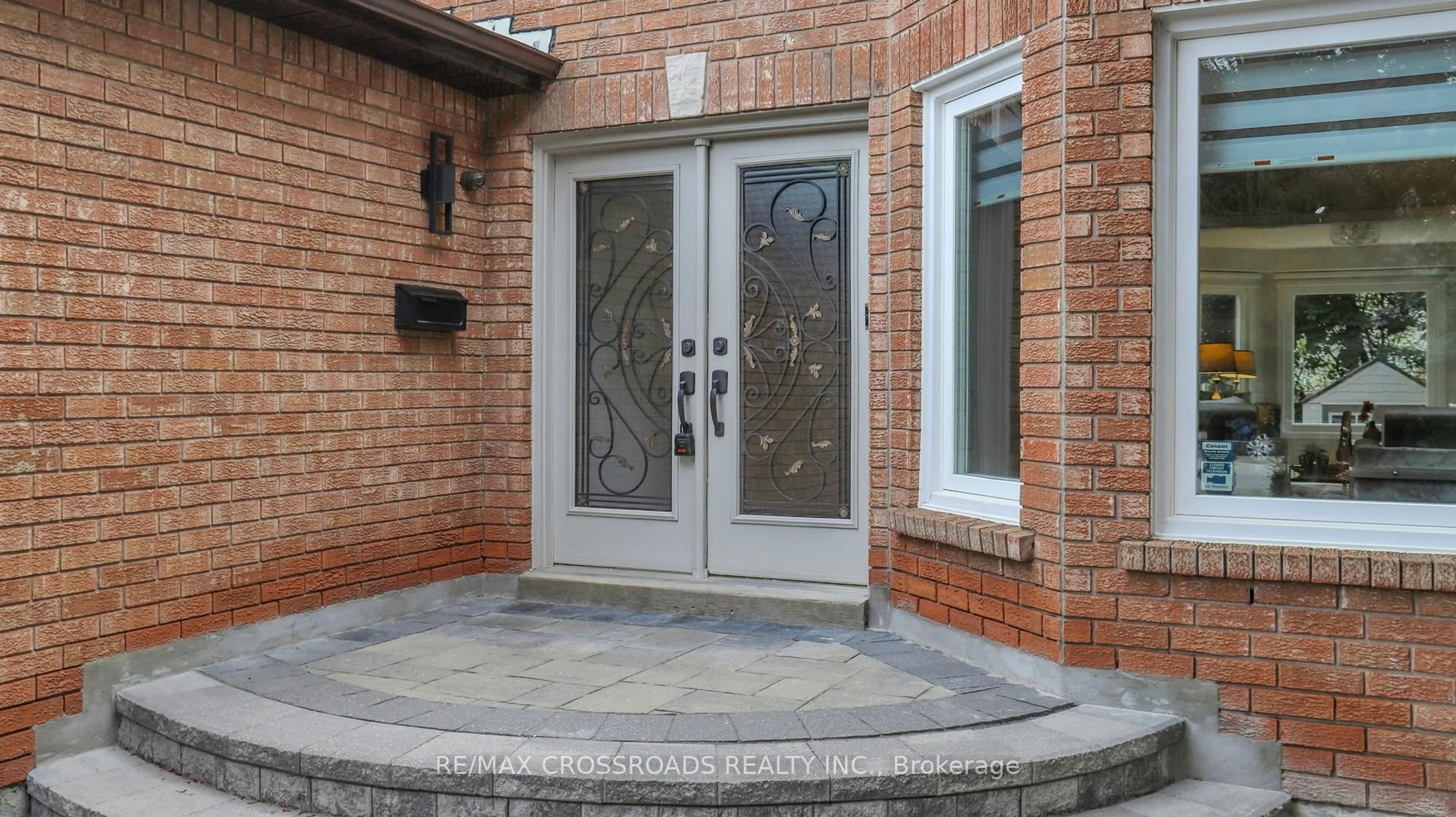 Unknown for 25 Strathearn Ave, Richmond Hill Ontario L4B 3C6