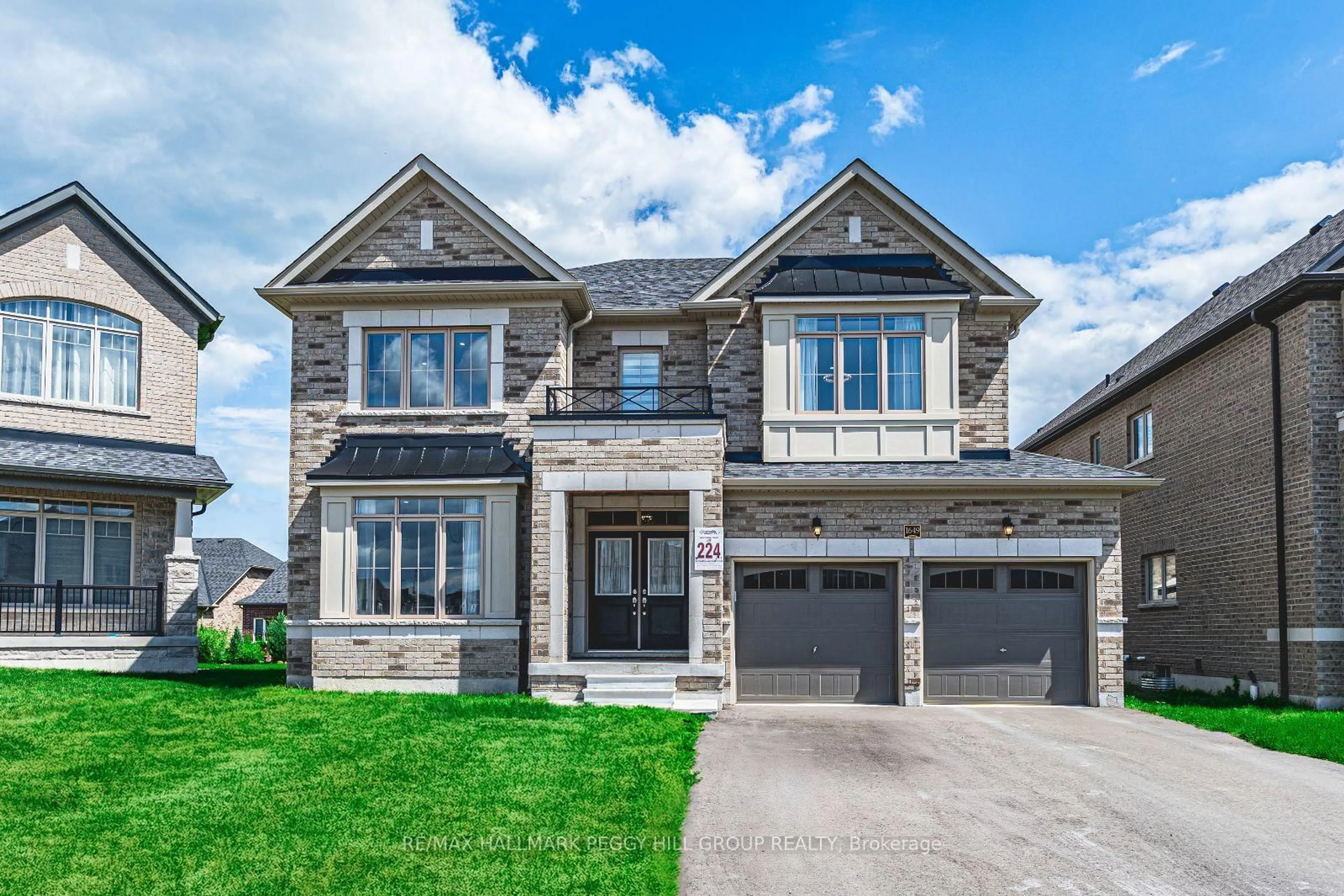 Home with brick exterior material, street for 1649 Corsal Crt, Innisfil Ontario L9S 0P8