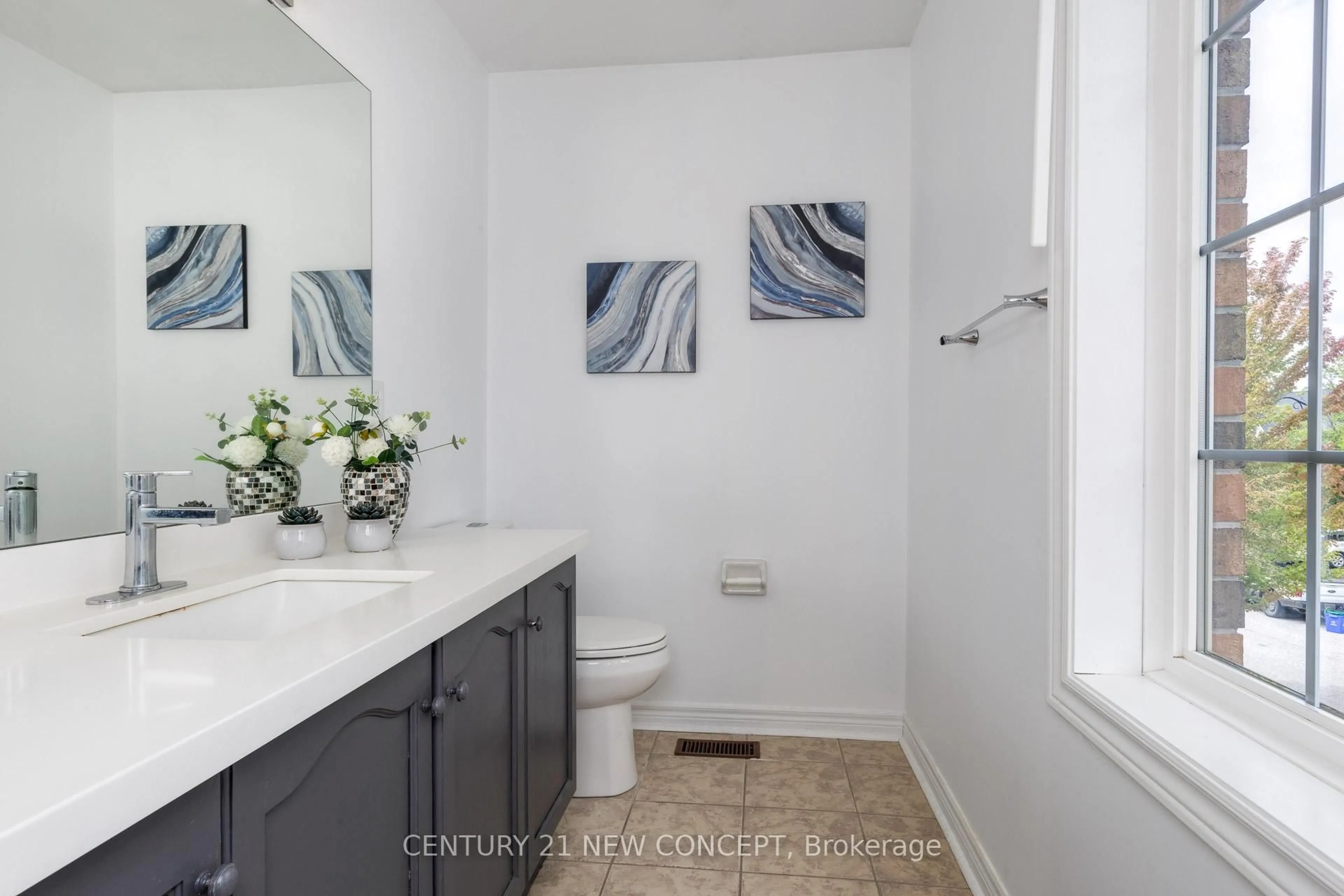 Contemporary bathroom, ceramic/tile floor for 73 Steckley St, Aurora Ontario L4G 7K6