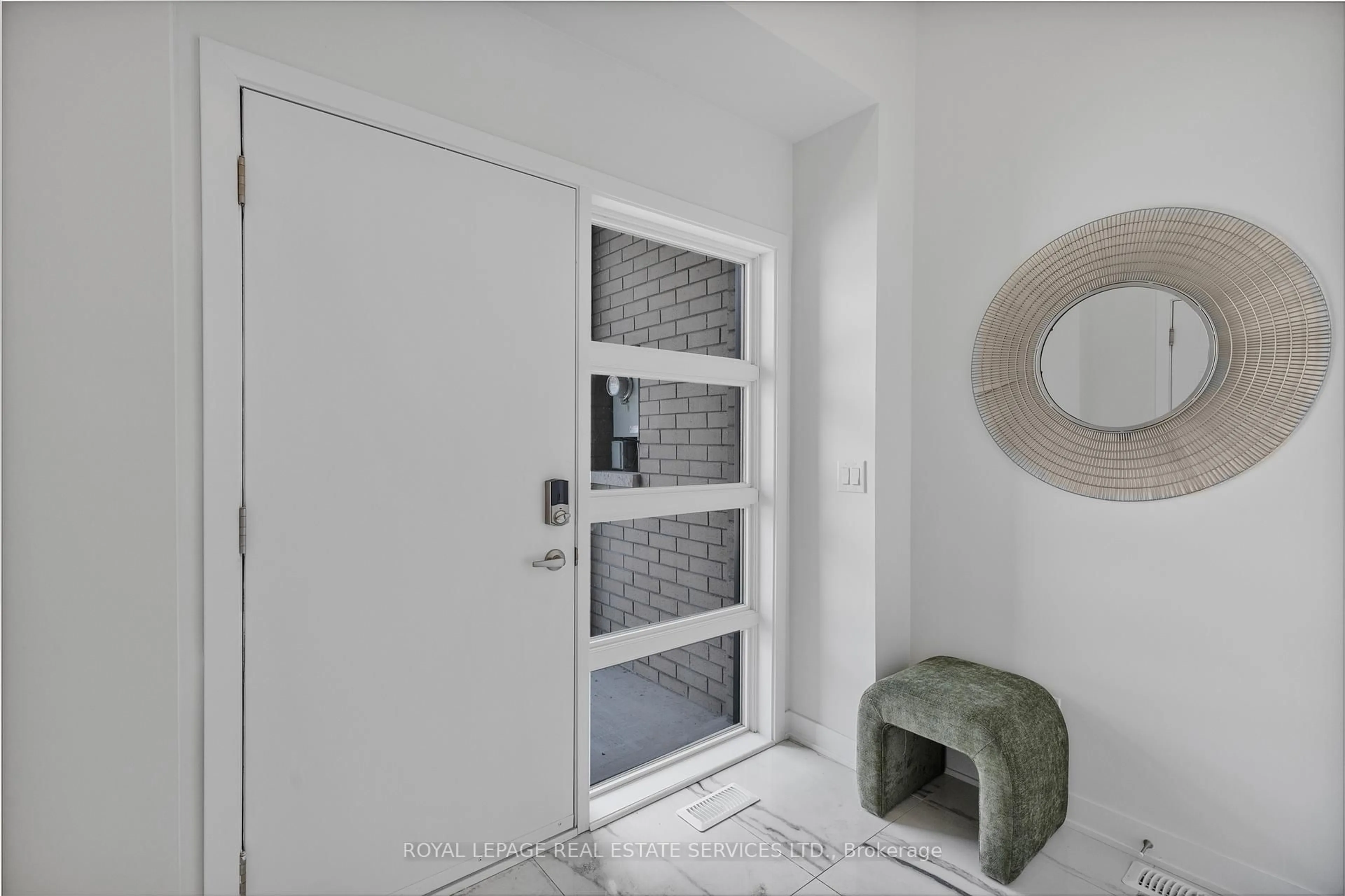 Indoor entryway for 12 Jessica Antonella St, Markham Ontario L6C 3M7