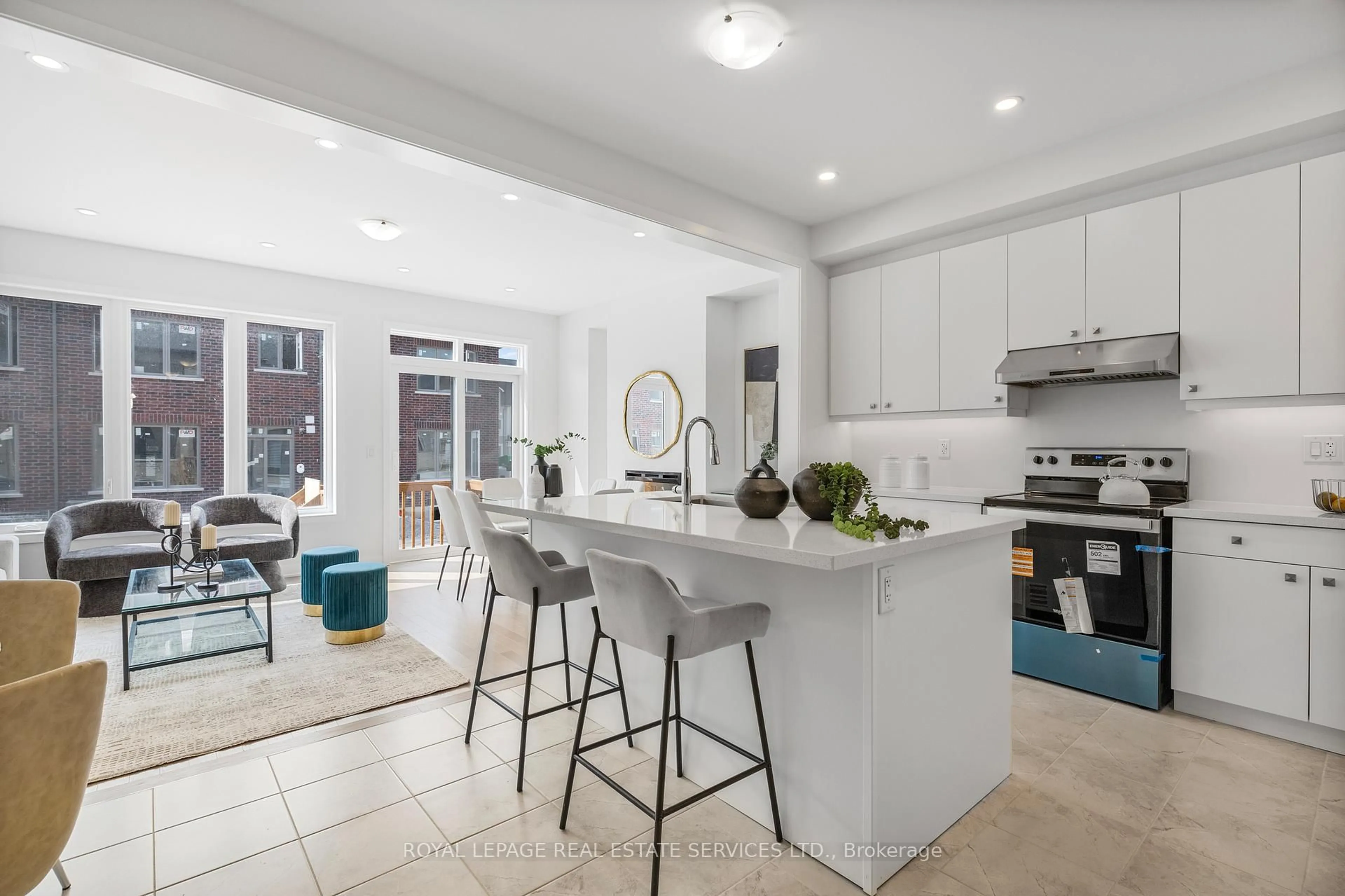 Open concept kitchen, ceramic/tile floor for 12 Jessica Antonella St, Markham Ontario L6C 3M7