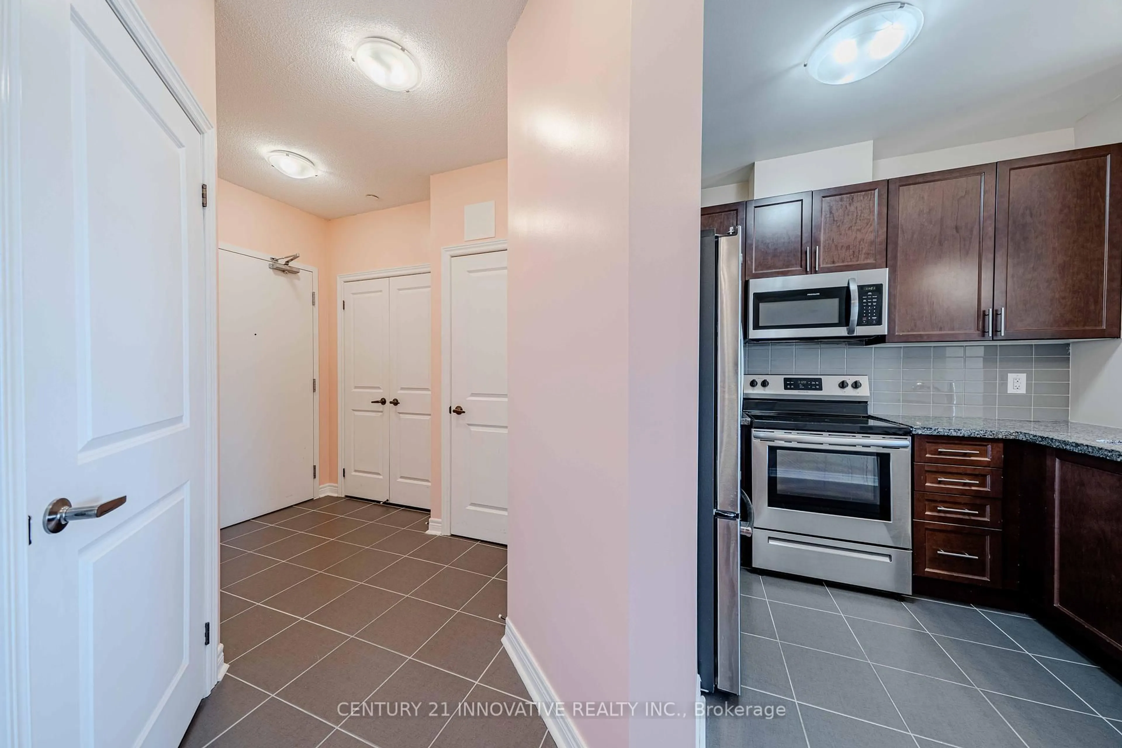 Standard kitchen, ceramic/tile floor for 7325 Markham Rd #806, Markham Ontario L3S 0C9