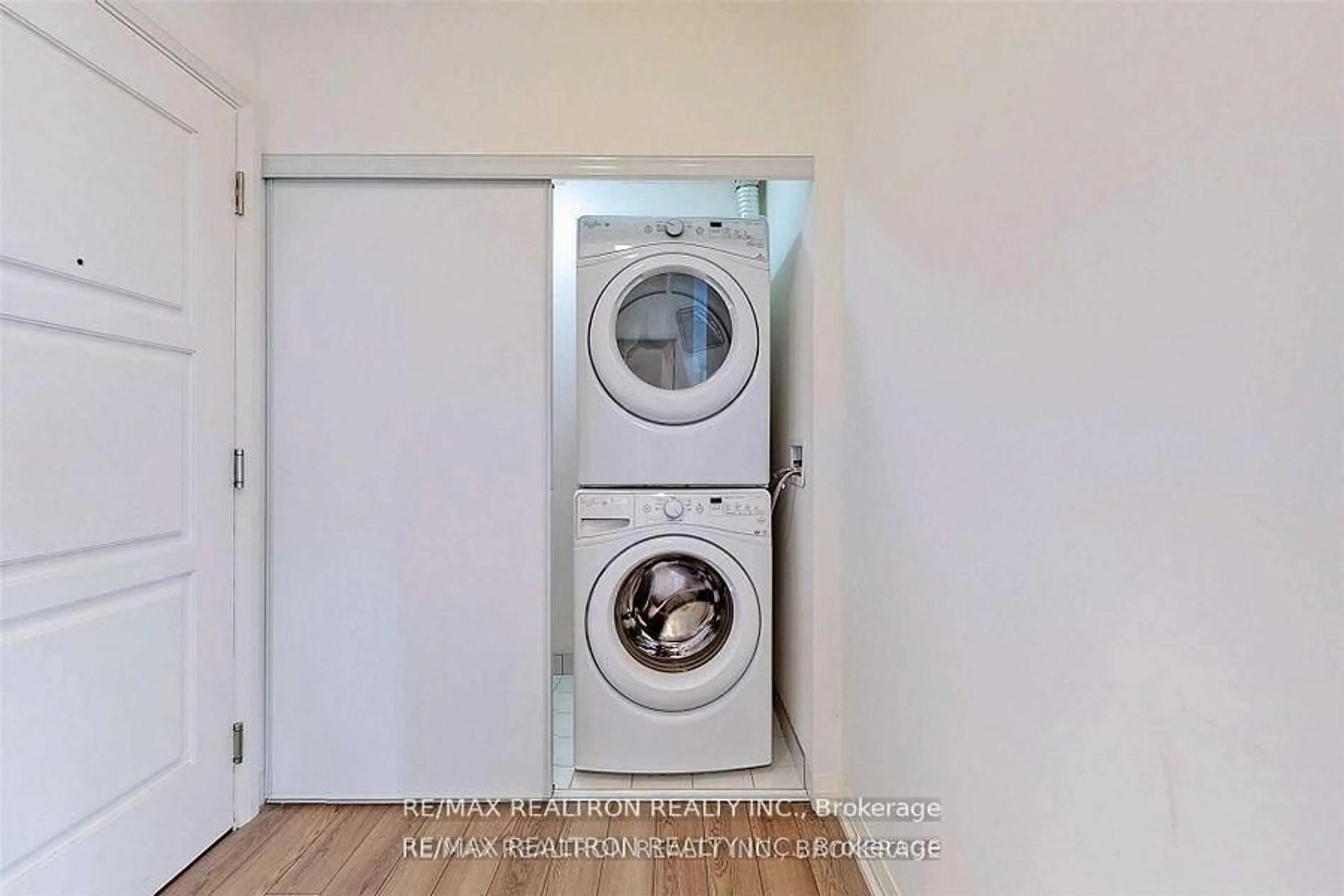 Laundry room for 9560 Markham Rd #1905, Markham Ontario L6E 0N6