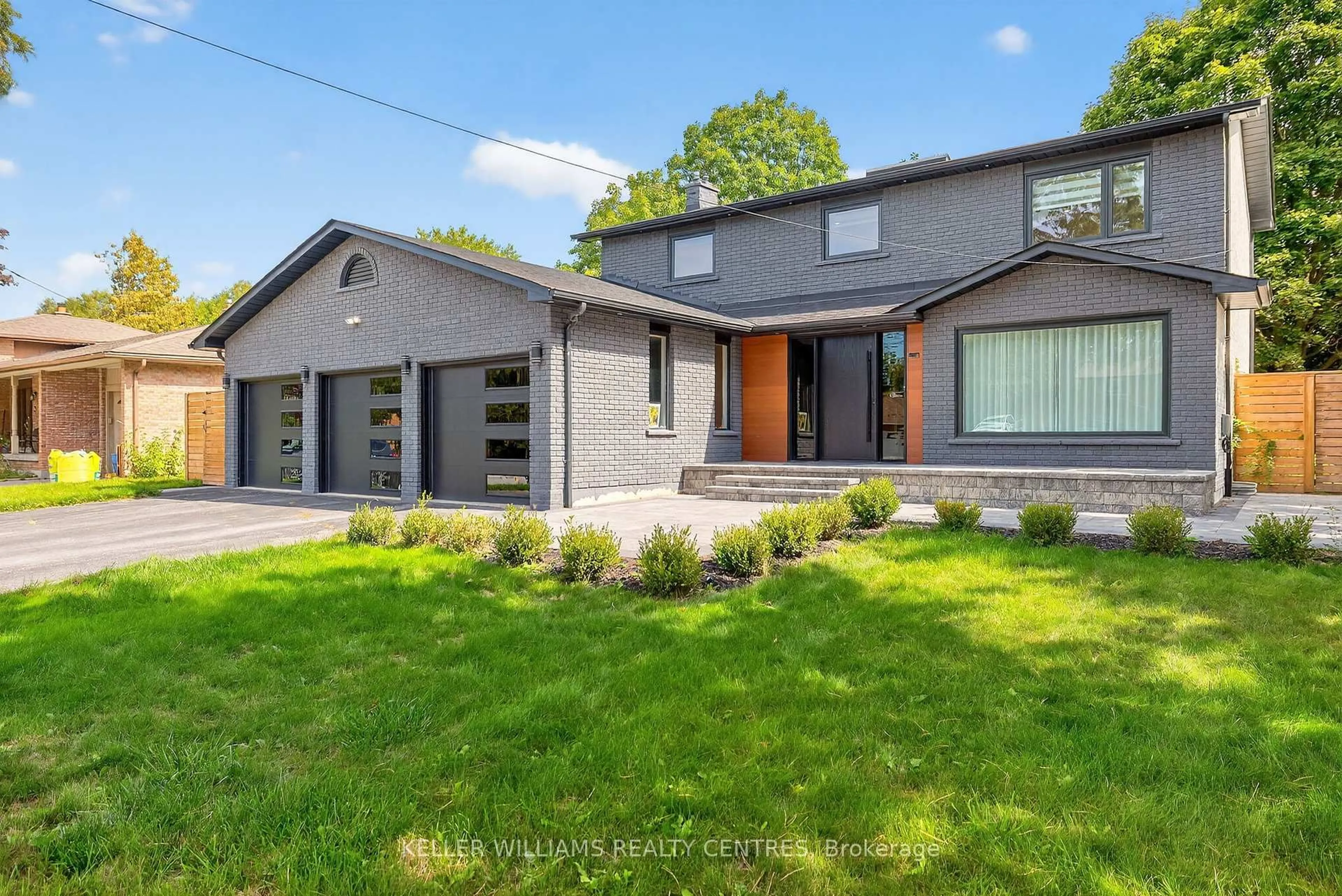Home with brick exterior material, street for 1 Rosegarden Cres, Richmond Hill Ontario L4E 2P1