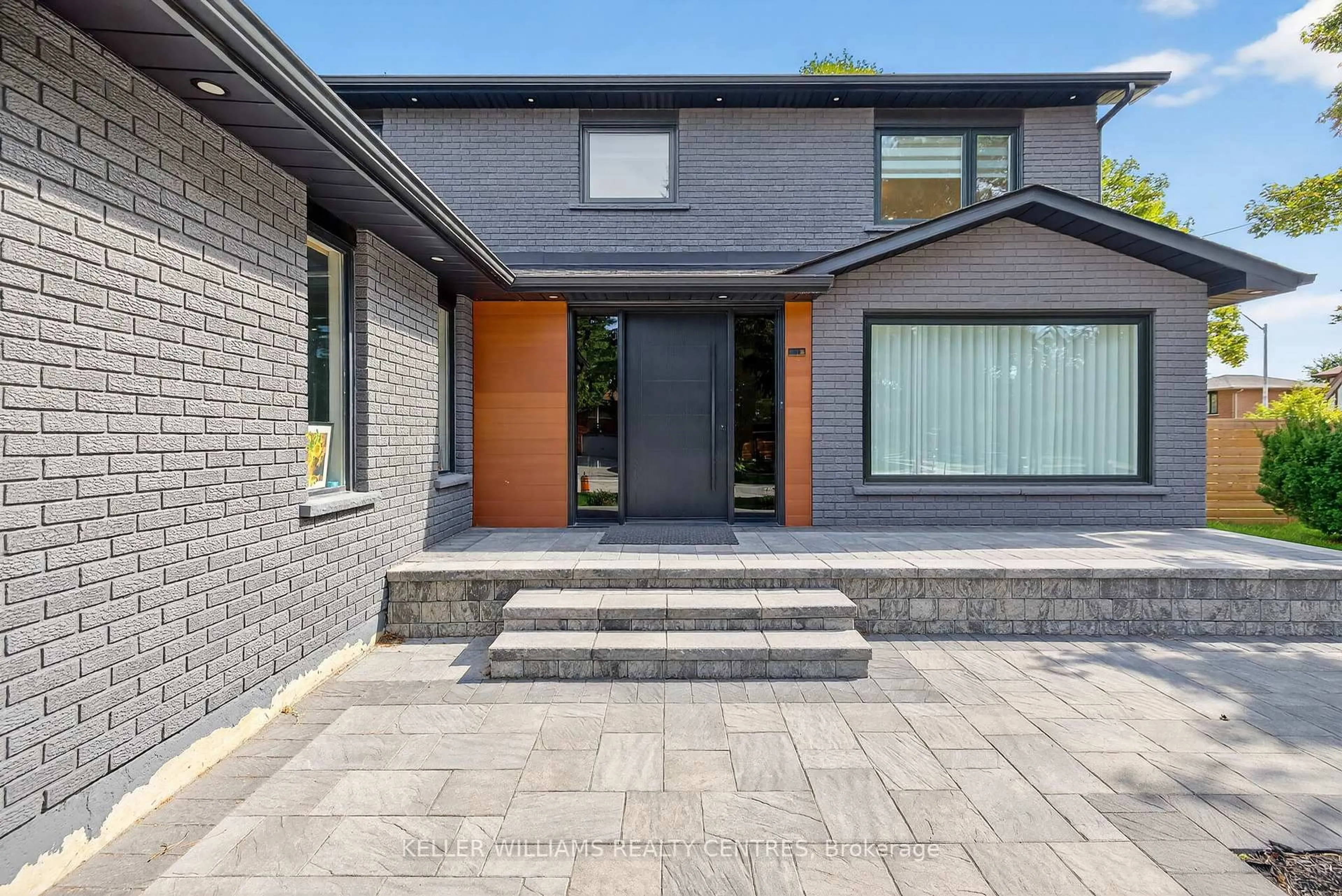 Home with brick exterior material, street for 1 Rosegarden Cres, Richmond Hill Ontario L4E 2P1