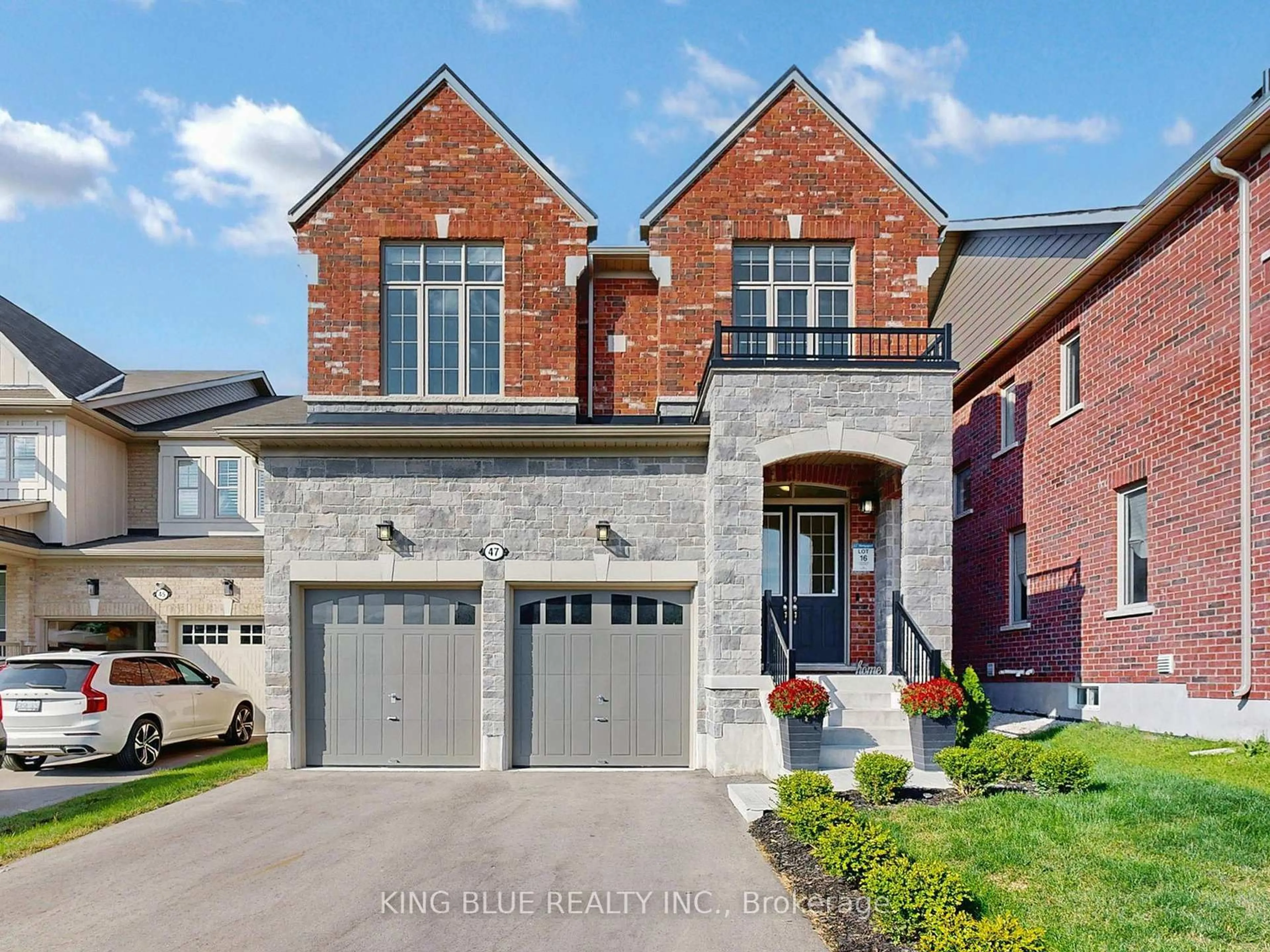 Home with brick exterior material, street for 47 Deepwood Cres, East Gwillimbury Ontario L9N 0P8