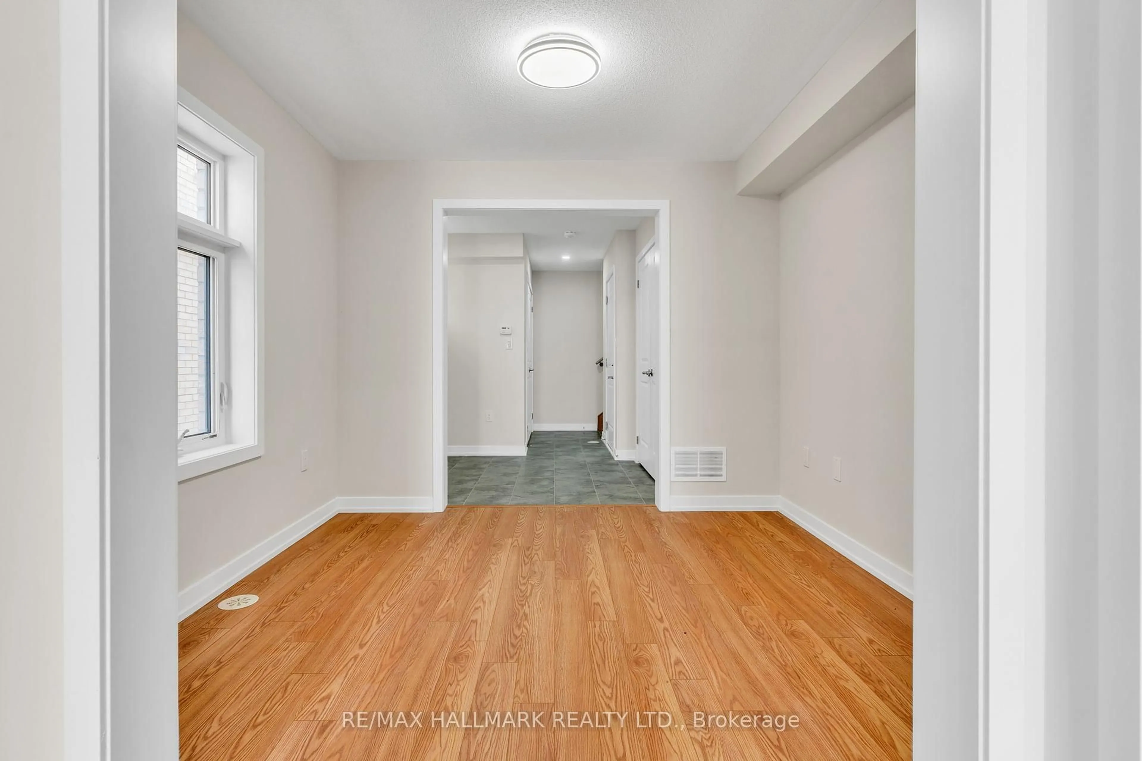 A pic of a room for 26 Dandara Gate, Vaughan Ontario L4L 1V8