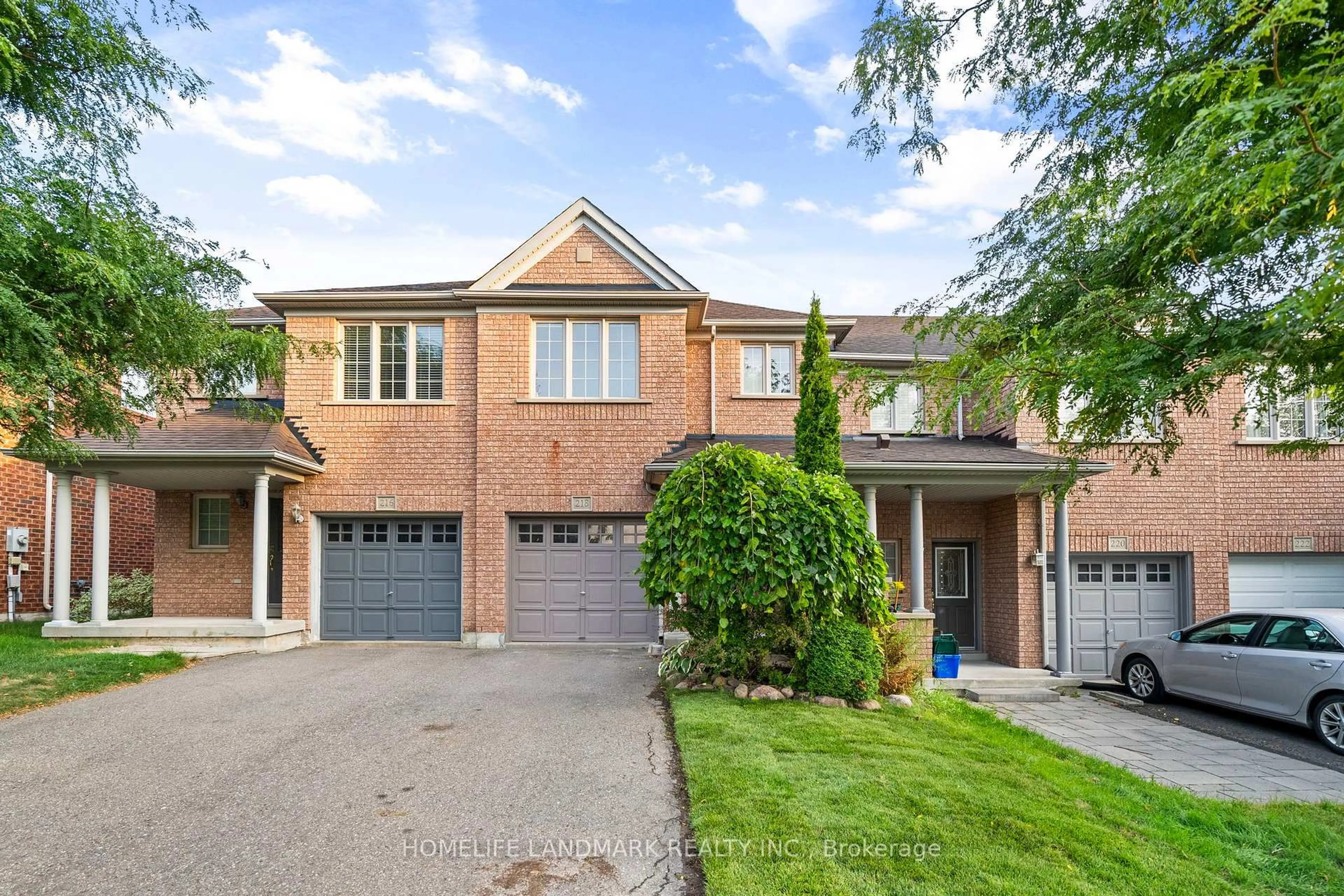 Home with brick exterior material, street for 218 Burgess Cres, Newmarket Ontario L3X 2V1