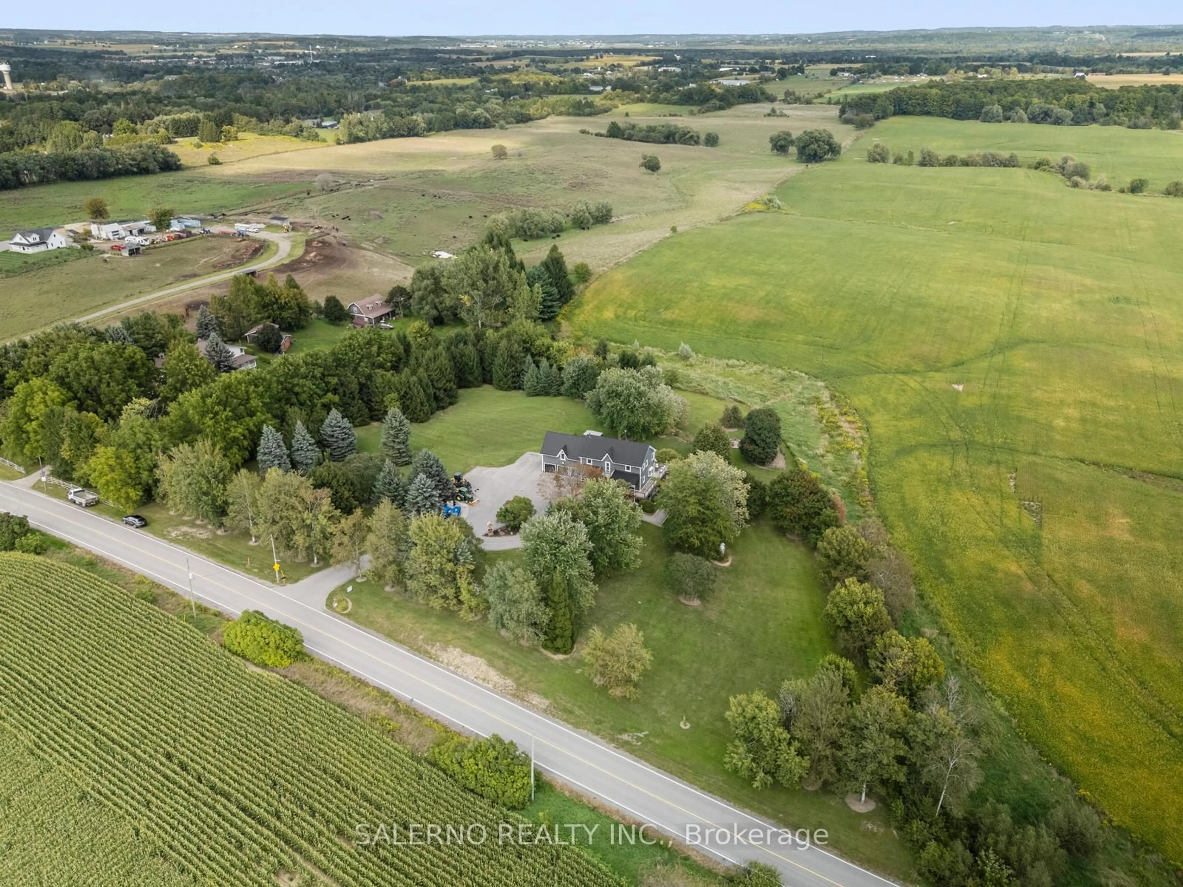A pic from outside/outdoor area/front of a property/back of a property/a pic from drone, unknown for 16455 10th Concession, King Ontario L0G 1T0