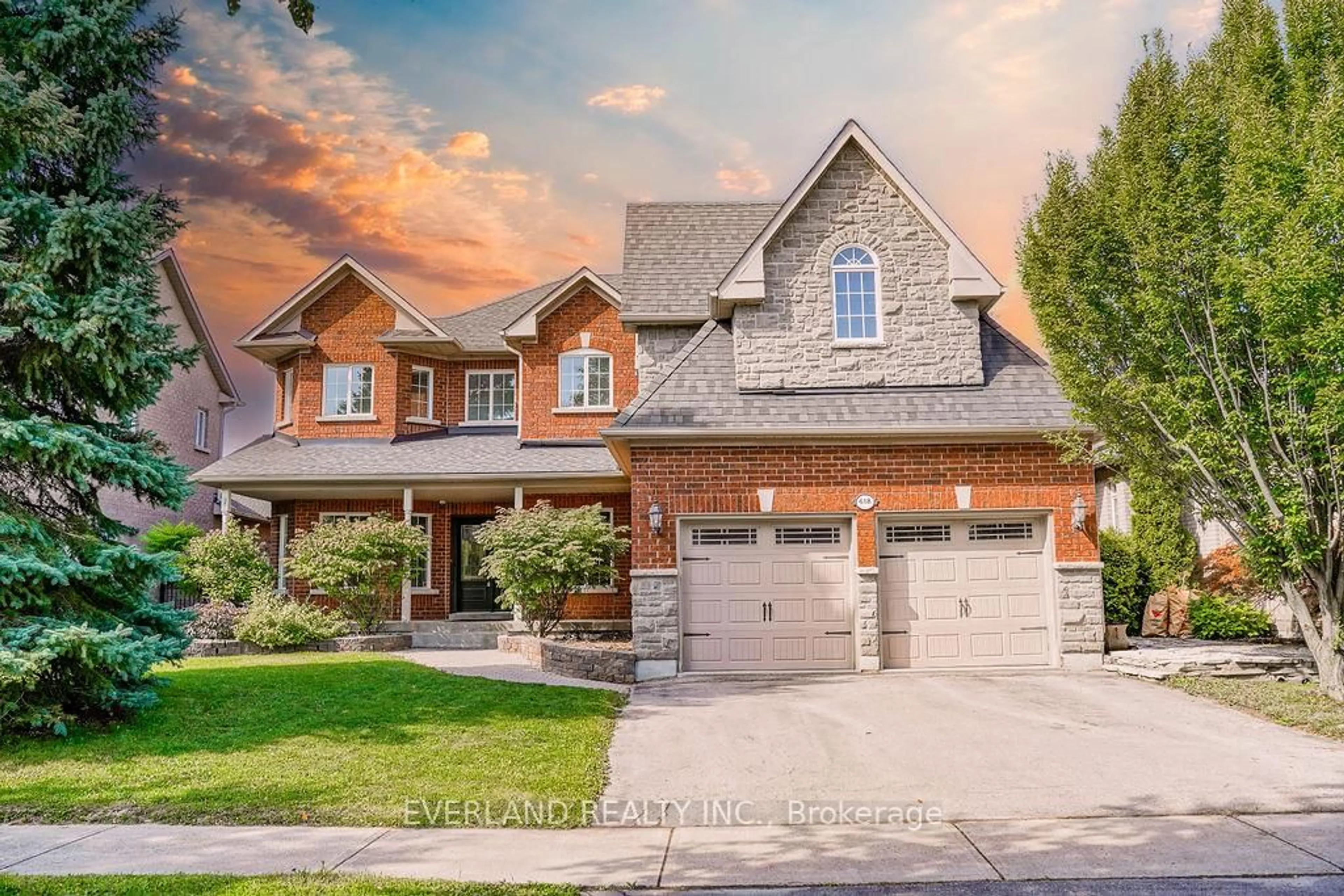 Home with brick exterior material, street for 618 Foxcroft Blvd, Newmarket Ontario L3X 1N4