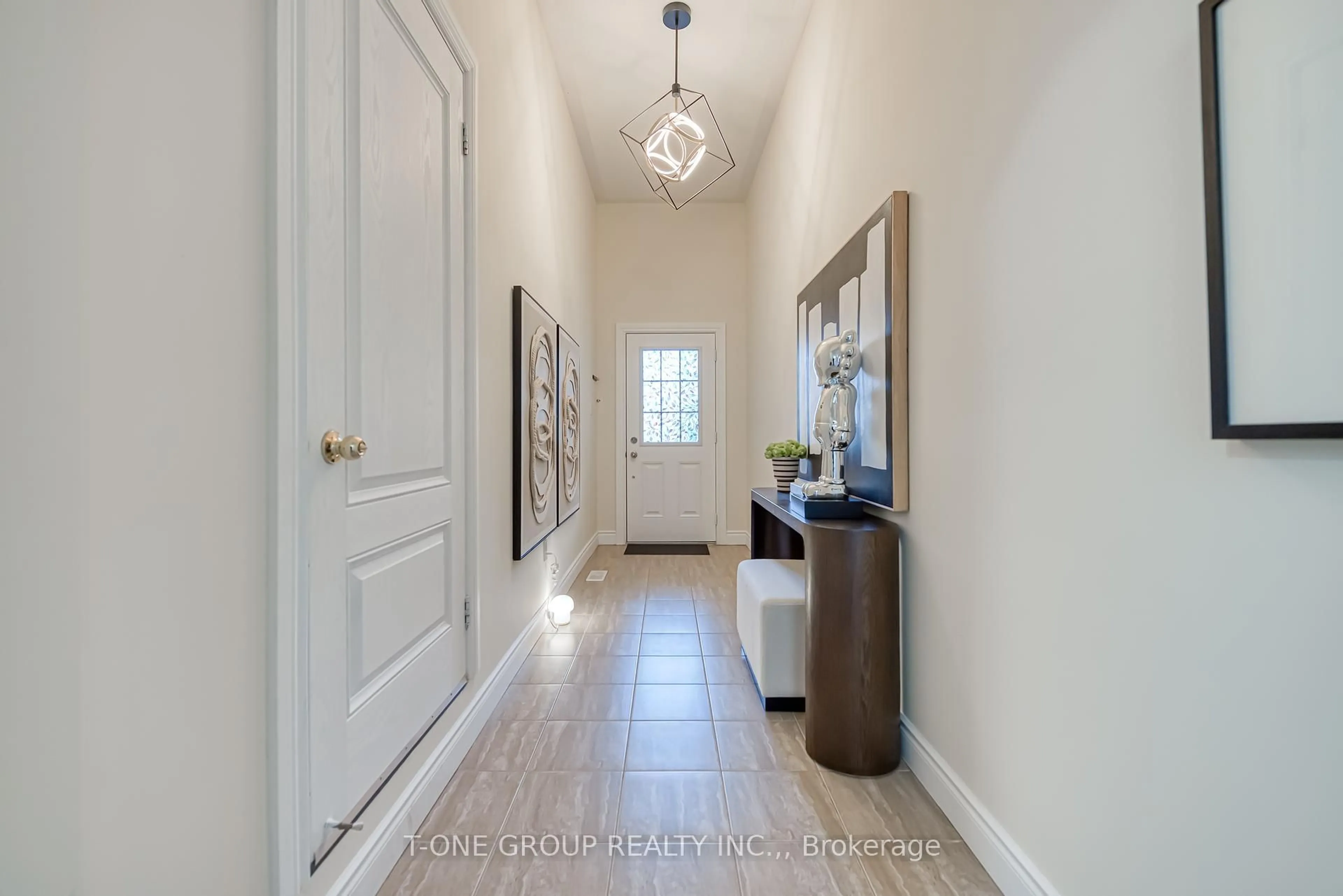 Indoor entryway for 36 Battista Perri Dr, Markham Ontario L6E 0R6