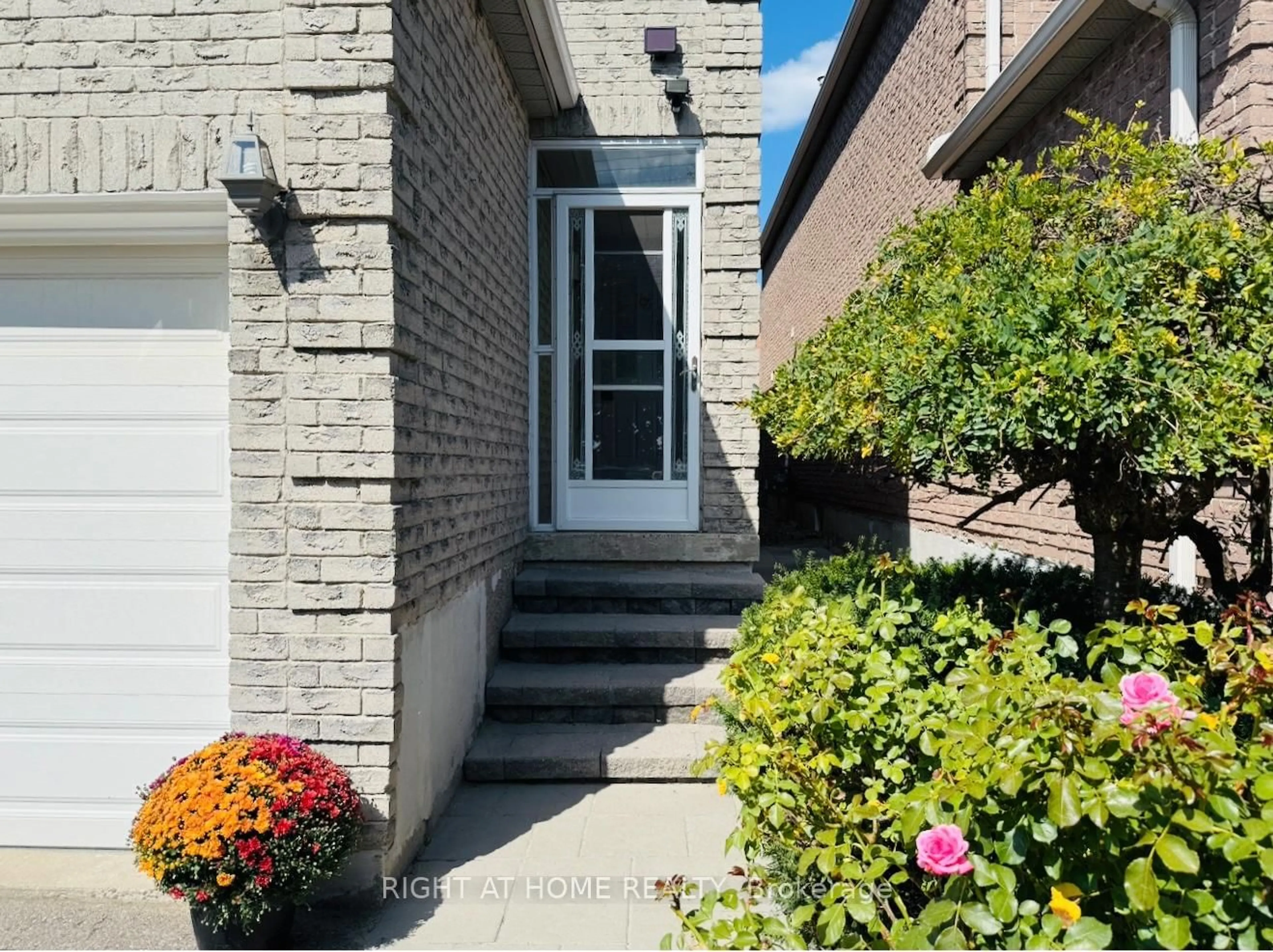 Unknown for 96 Irenemount Cres, Markham Ontario L3S 3C3