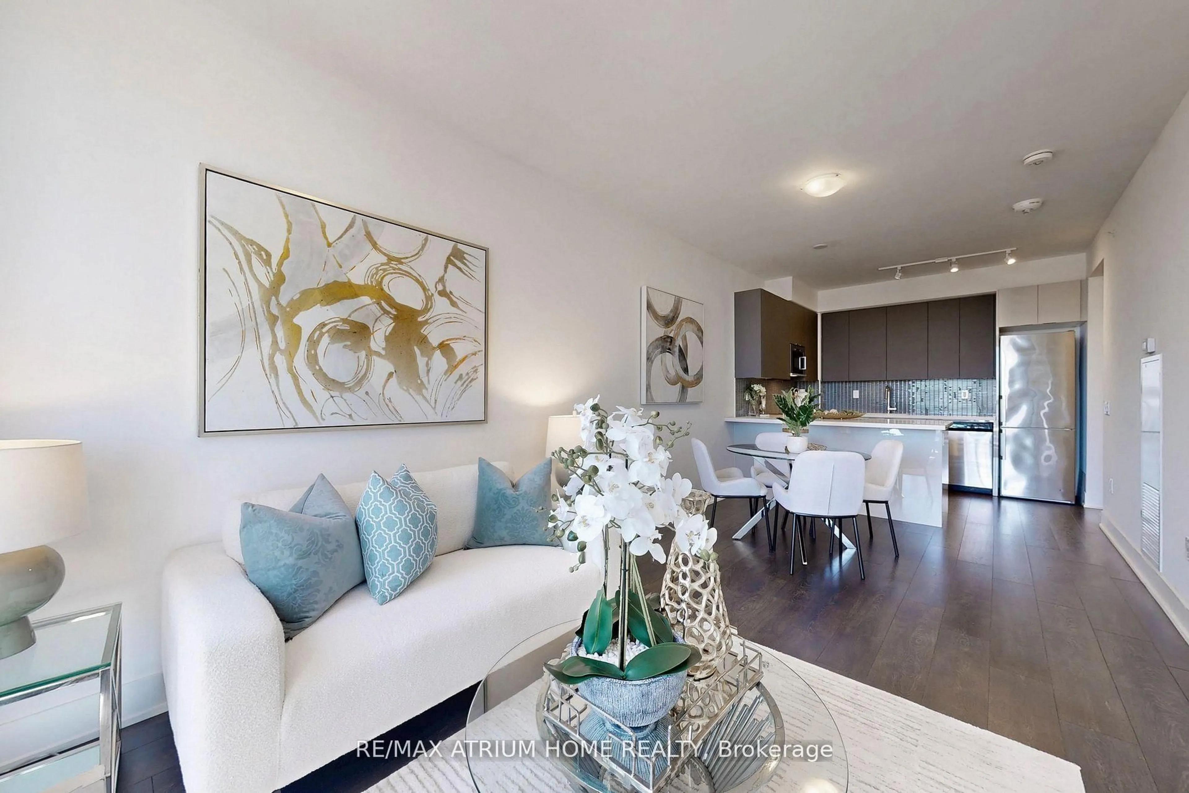 Living room with furniture, unknown for 2916 Highway 7 Rd #1510, Vaughan Ontario L4K 0K6