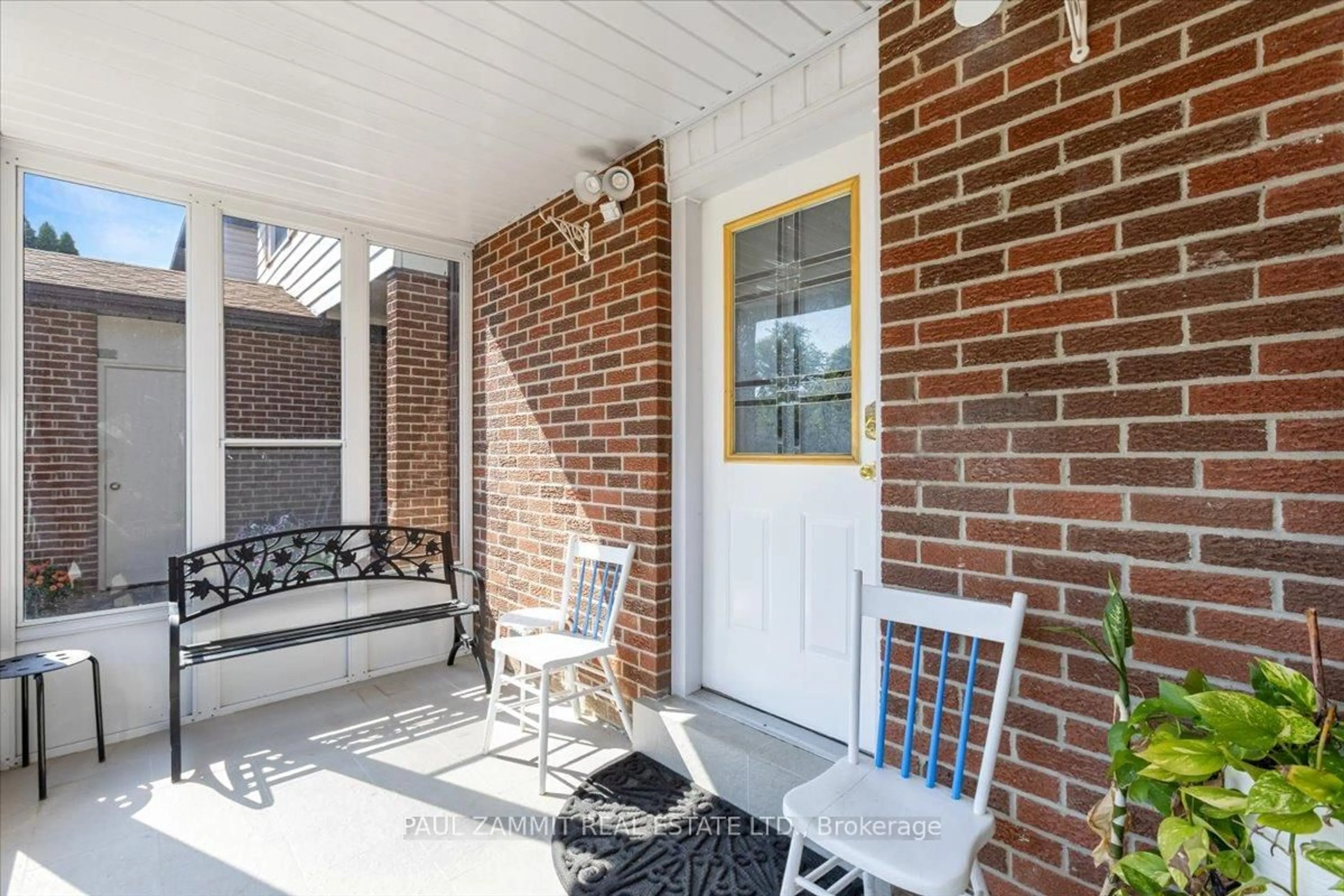 Patio, street for 175 Simonston Blvd, Markham Ontario L3T 4M1