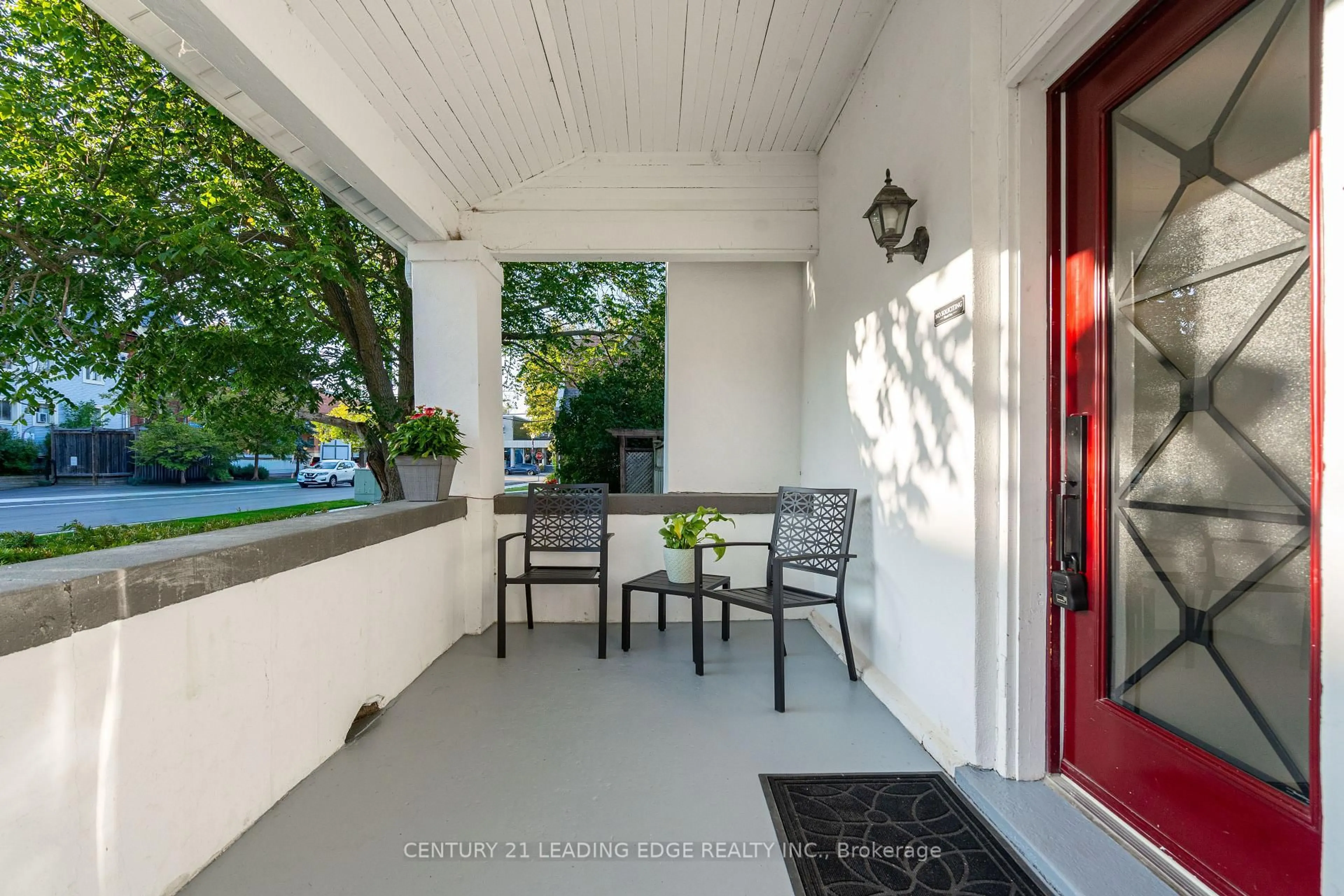 Unknown for 19 O'brien Ave, Whitchurch-Stouffville Ontario L4A 1G6