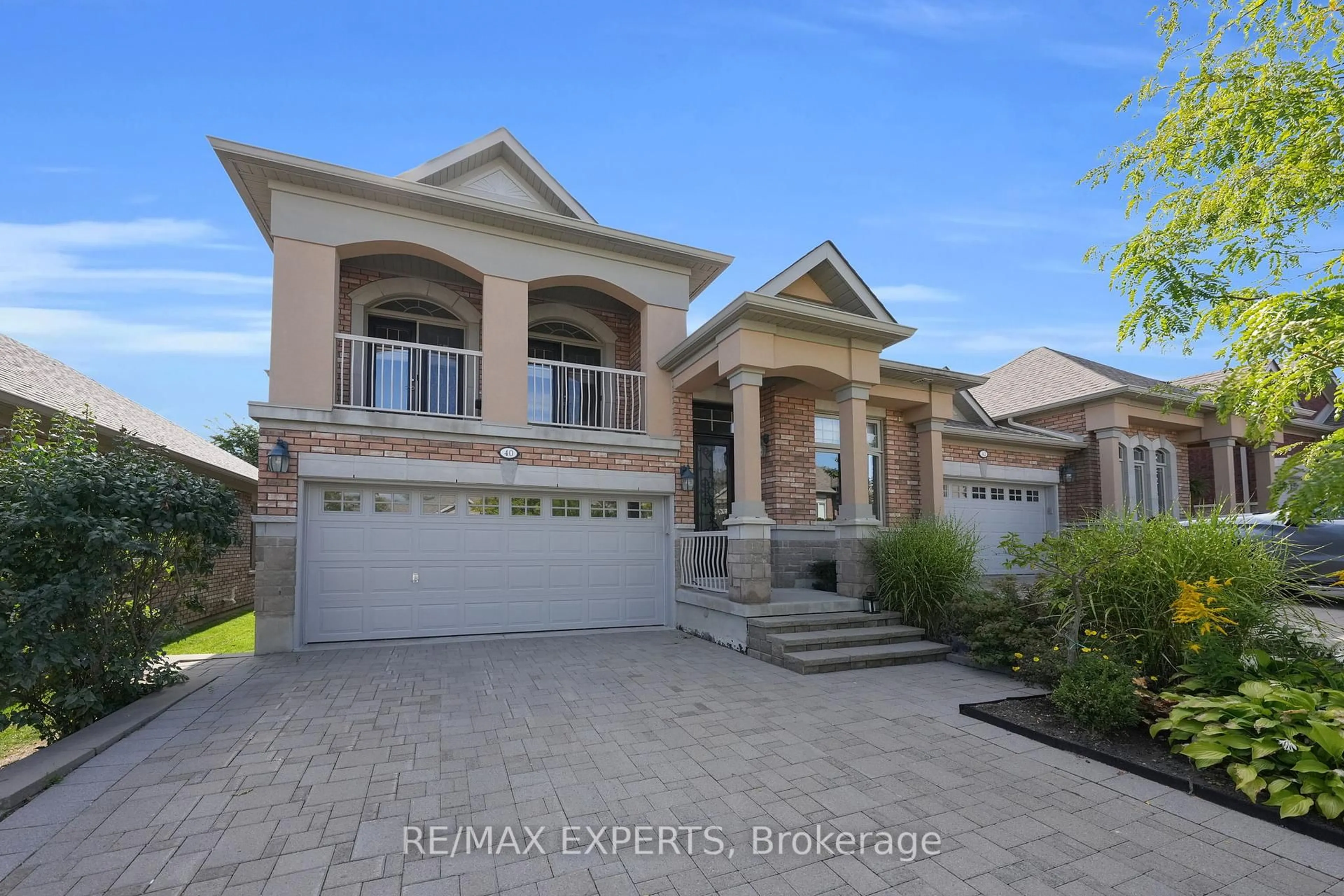 Home with brick exterior material, street for 40 Hillcrest Dr, New Tecumseth Ontario L9R 0N4