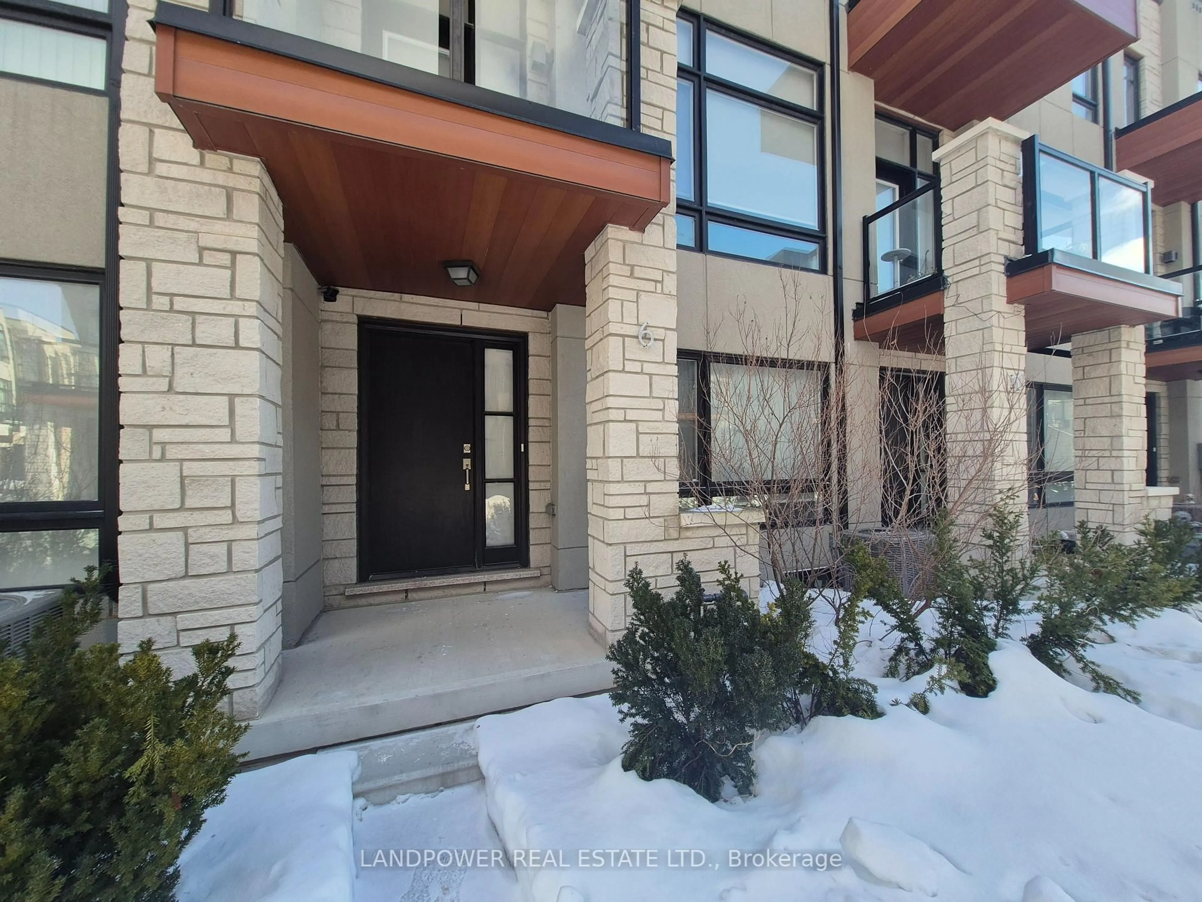 Indoor entryway for 6 Gerussi St, Vaughan Ontario L4H 4R6