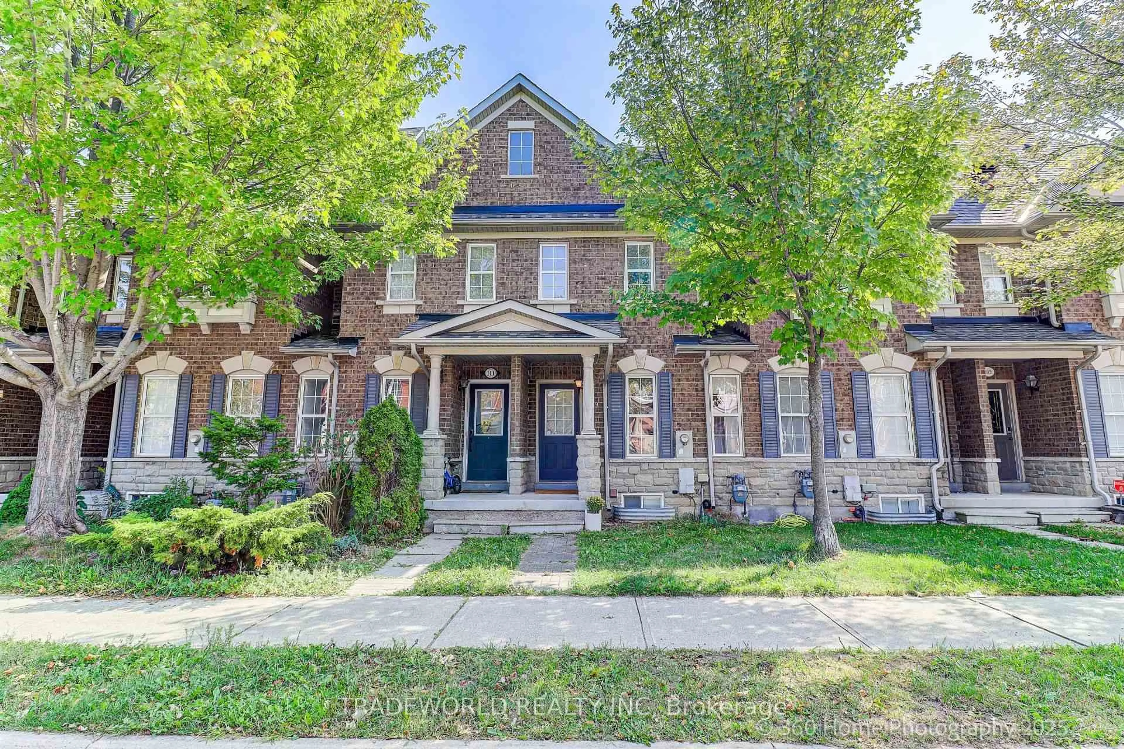 Home with brick exterior material, street for 109 Selkirk Dr, Richmond Hill Ontario L4B 4T7