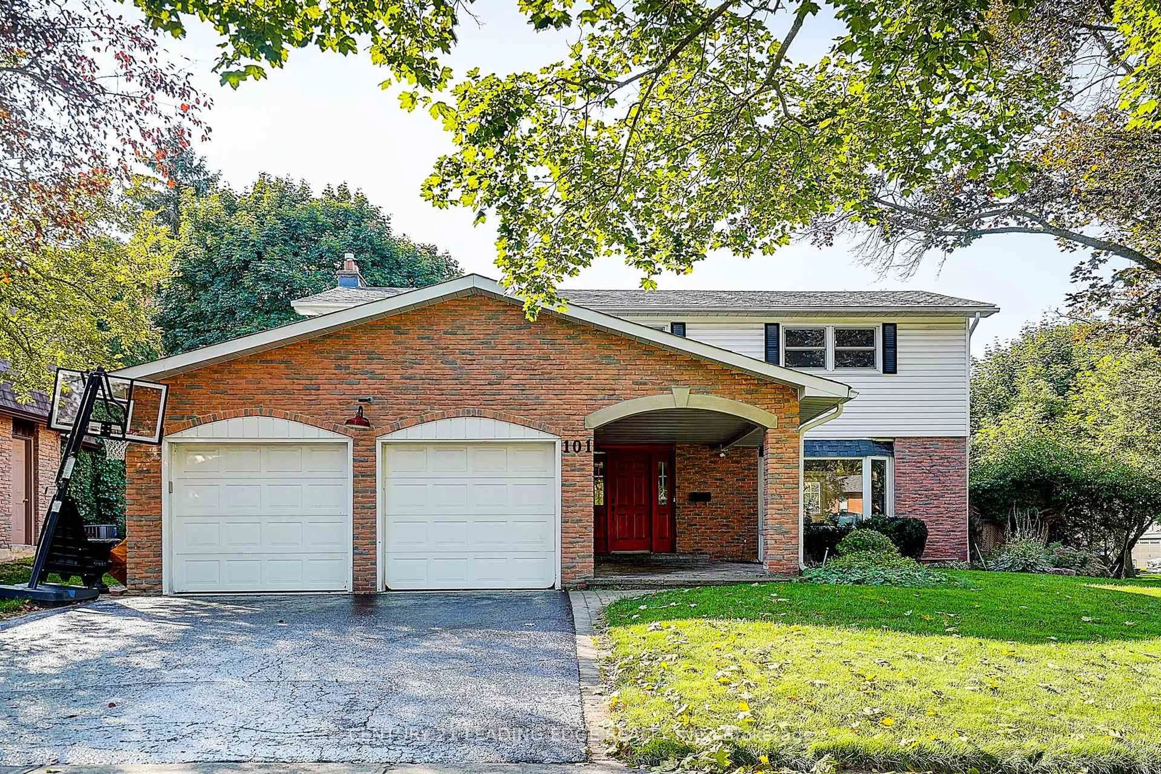 Home with brick exterior material, street for 101 RAMONA Blvd, Markham Ontario L3P 2K6