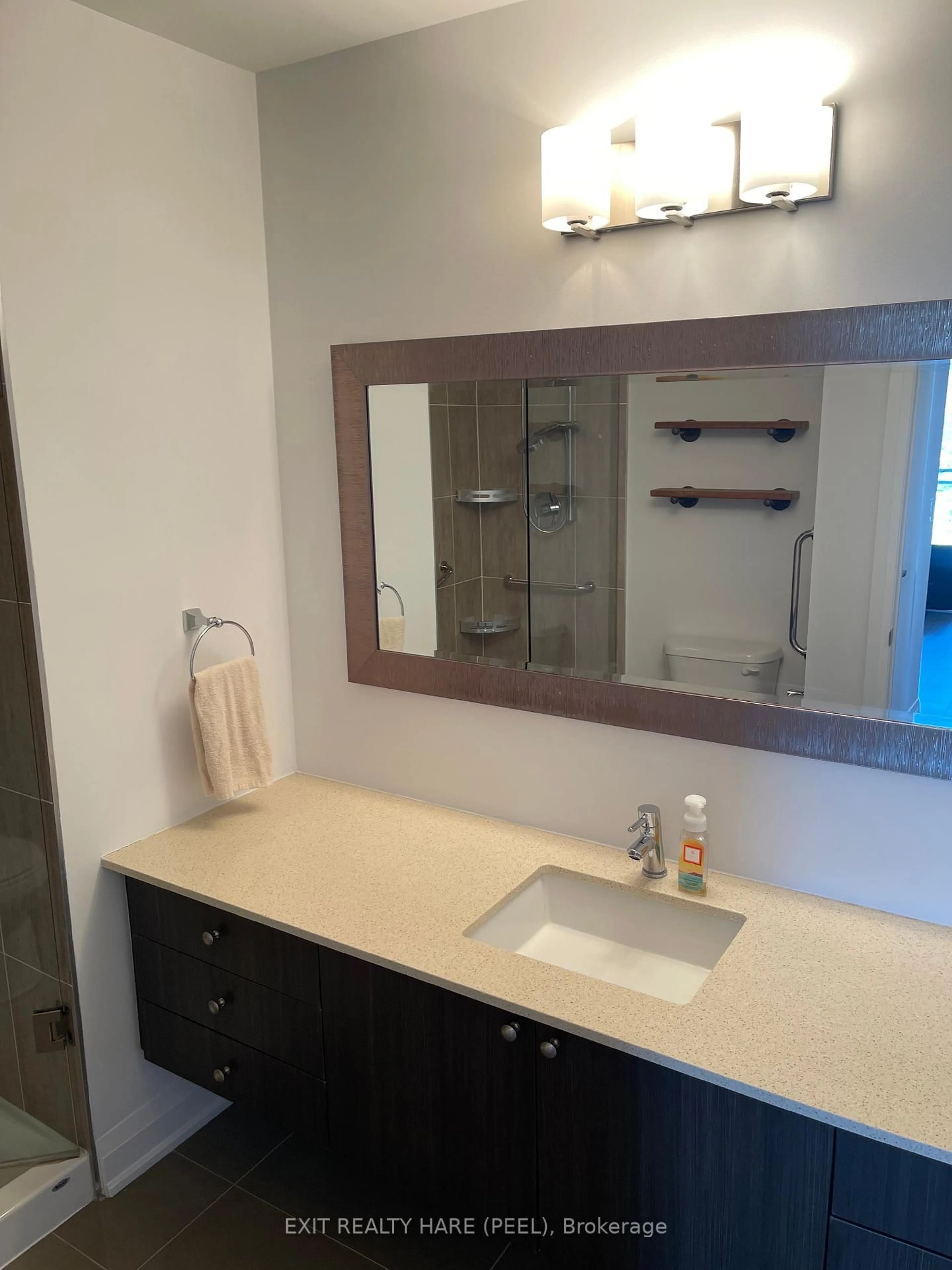 Contemporary bathroom, ceramic/tile floor for 12 Woodstream Blvd #706, Vaughan Ontario L4L 8C3