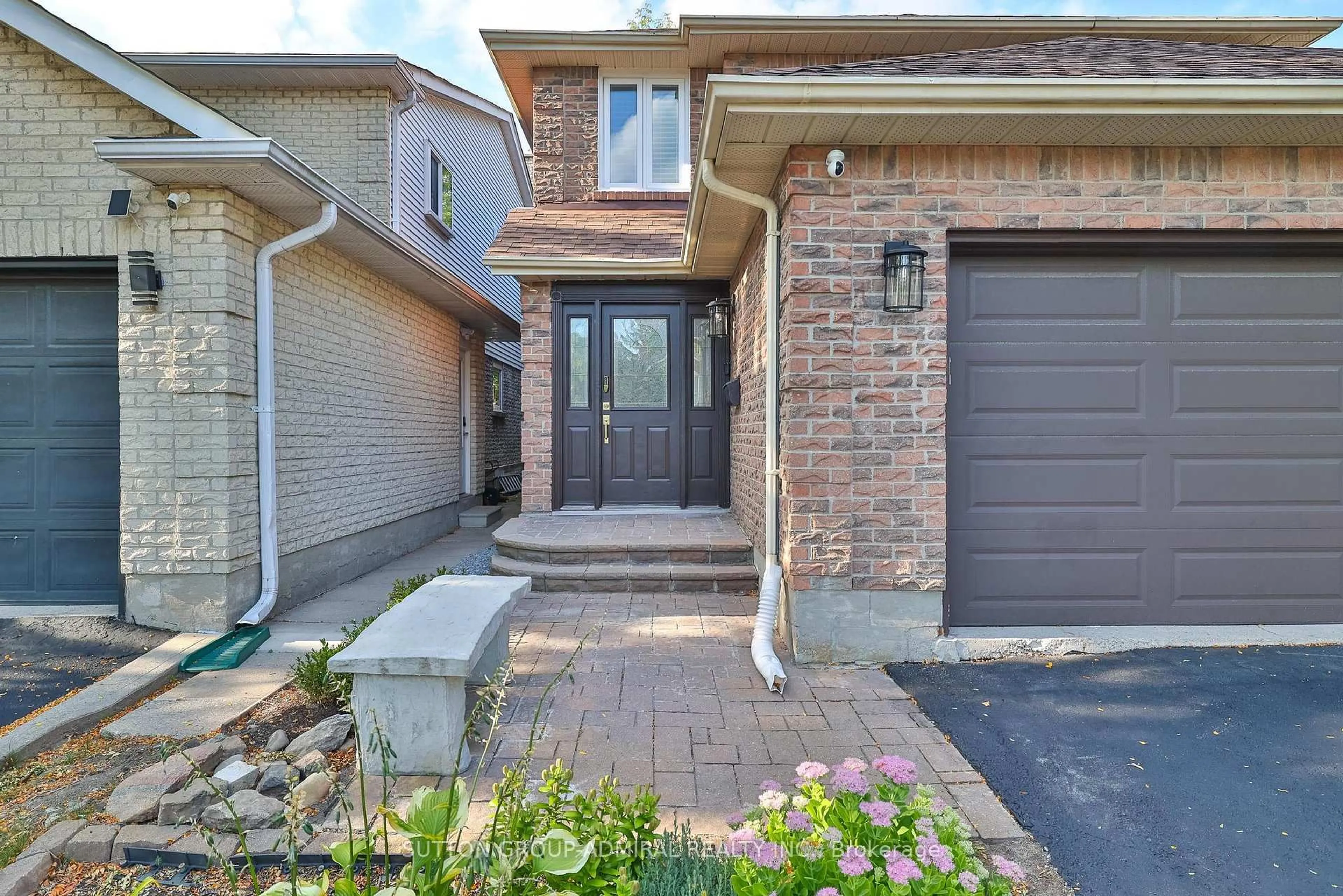 Home with brick exterior material, street for 258 Mullen Dr, Vaughan Ontario L4J 2P2
