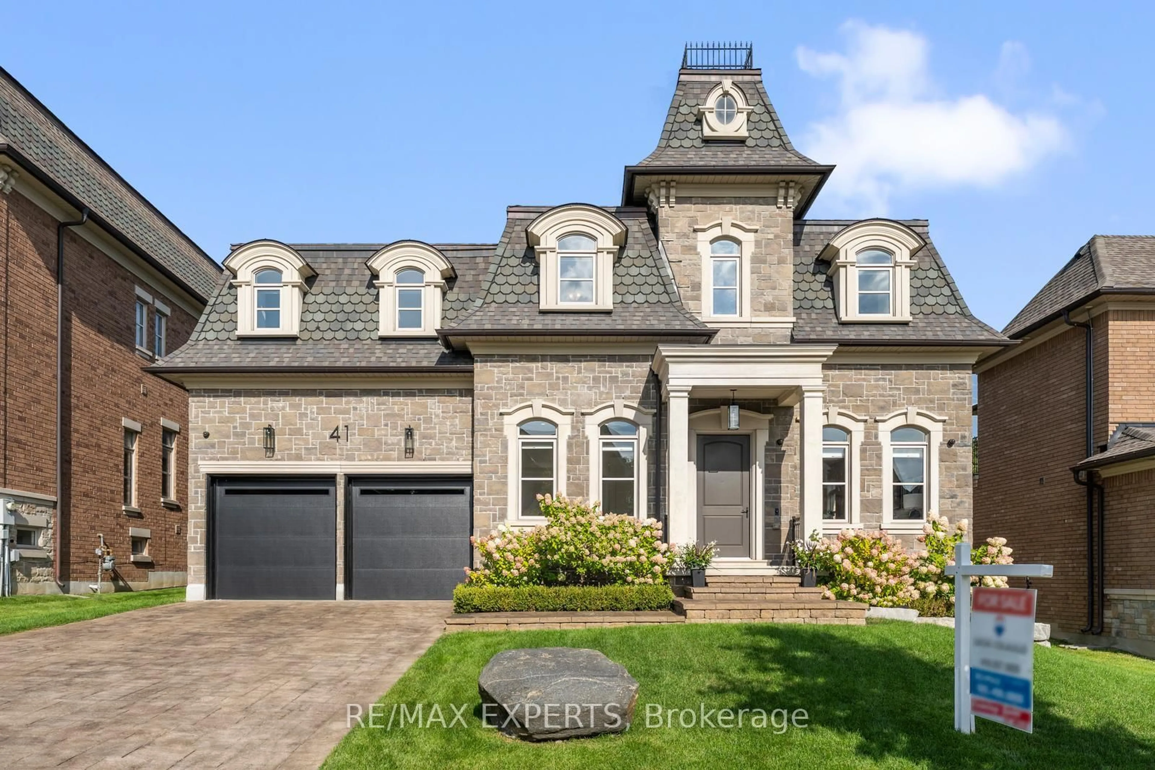 Home with brick exterior material, street for 41 Annsleywood Crt, Vaughan Ontario L4H 4G6