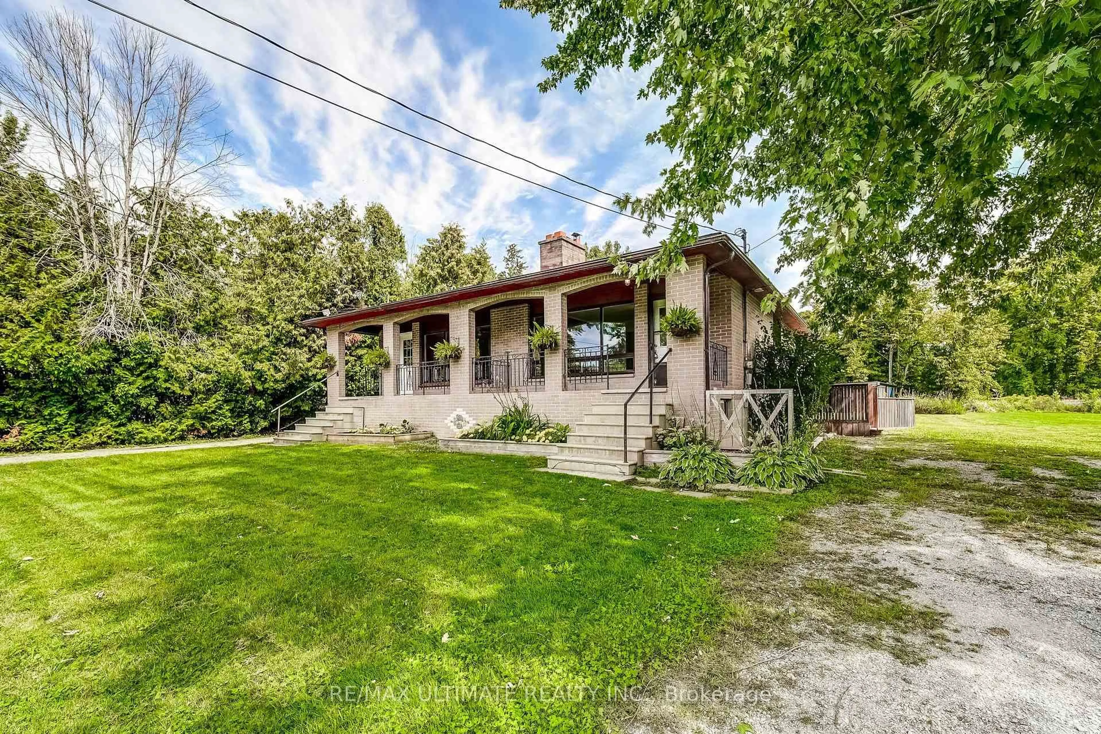 A pic from outside/outdoor area/front of a property/back of a property/a pic from drone, street for 25037 Maple Beach Rd, Brock Ontario L0K 1A0
