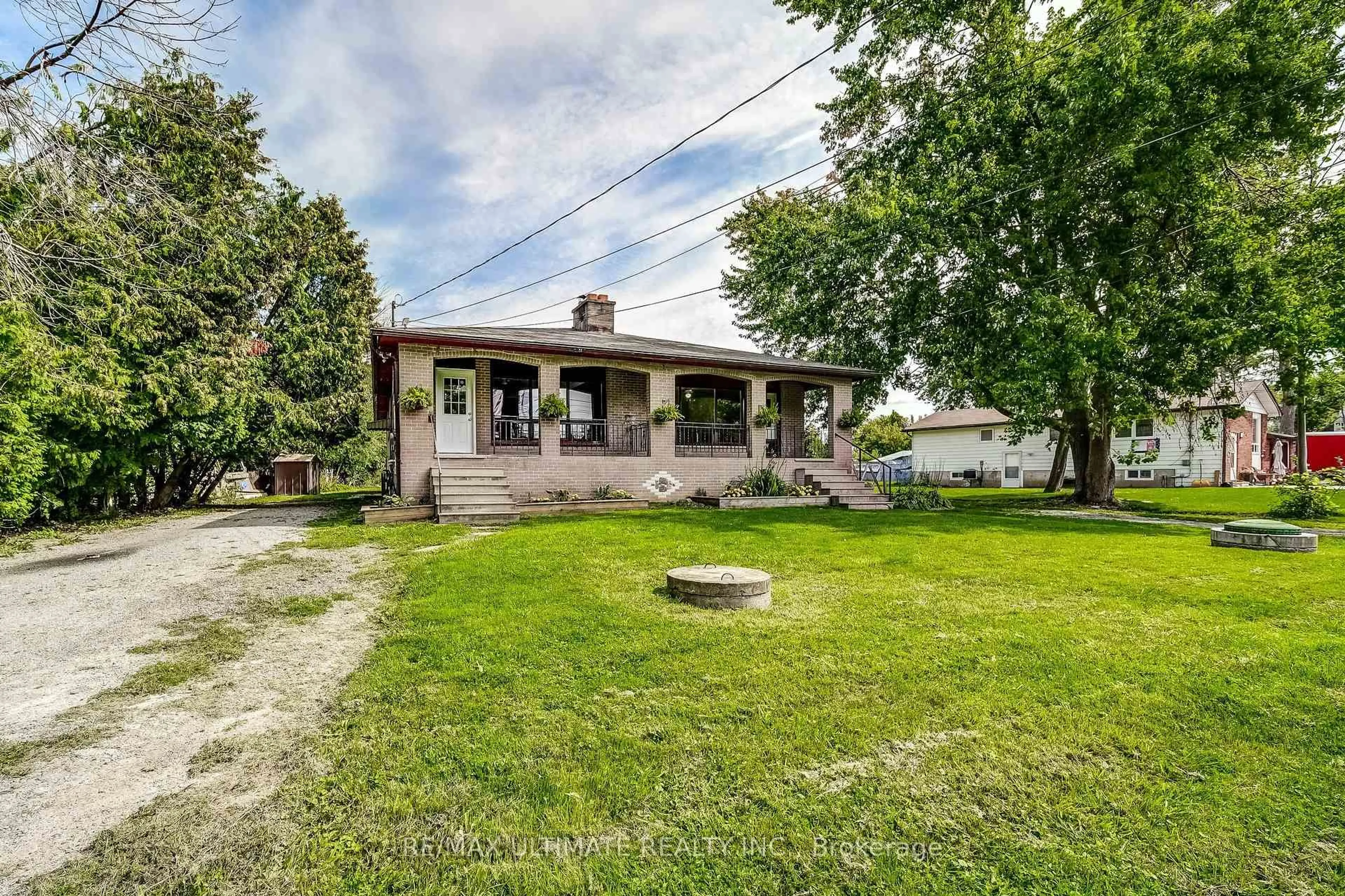A pic from outside/outdoor area/front of a property/back of a property/a pic from drone, street for 25037 Maple Beach Rd, Brock Ontario L0K 1A0