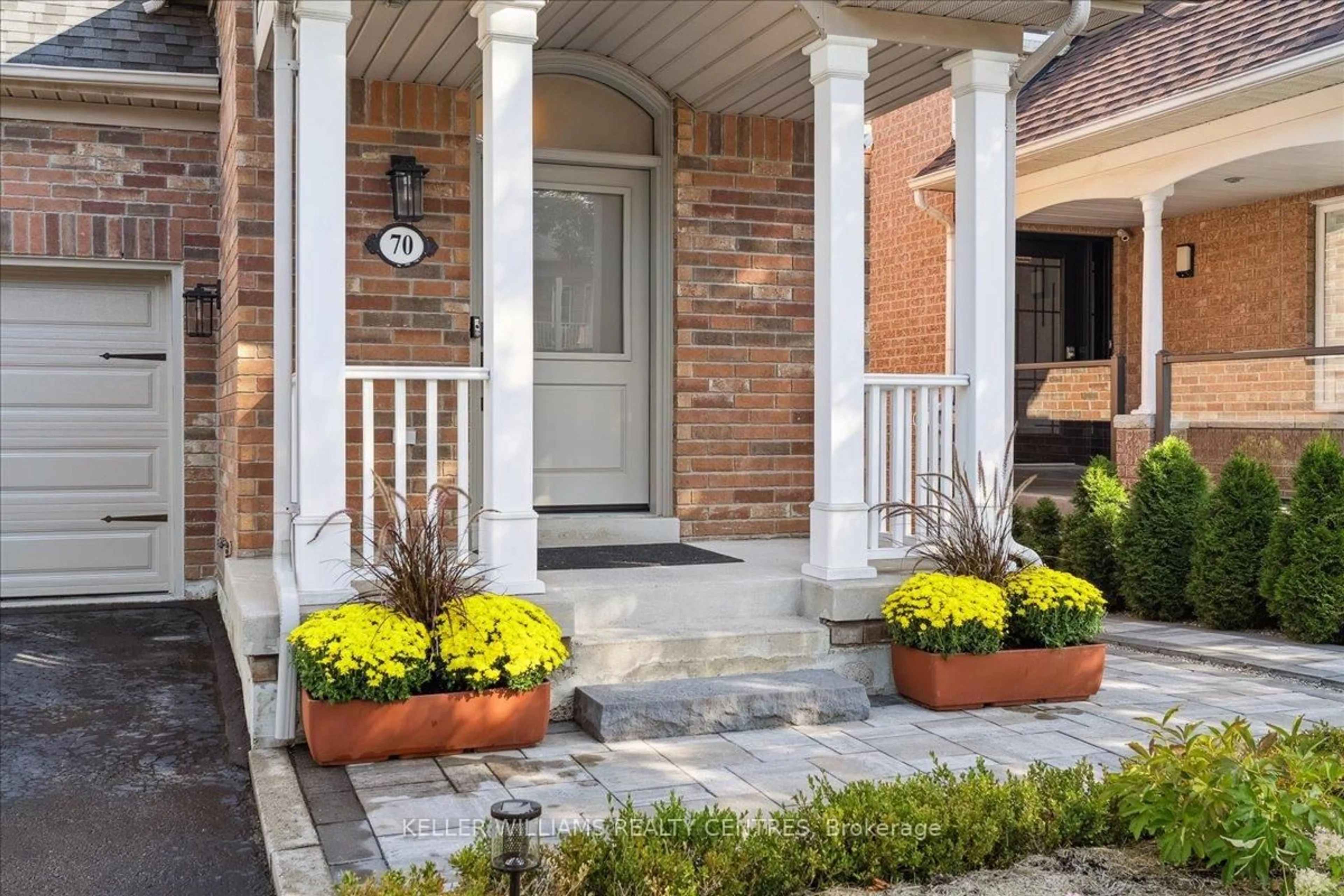 Unknown for 70 Earl Stewart Dr, Aurora Ontario L4G 7P4