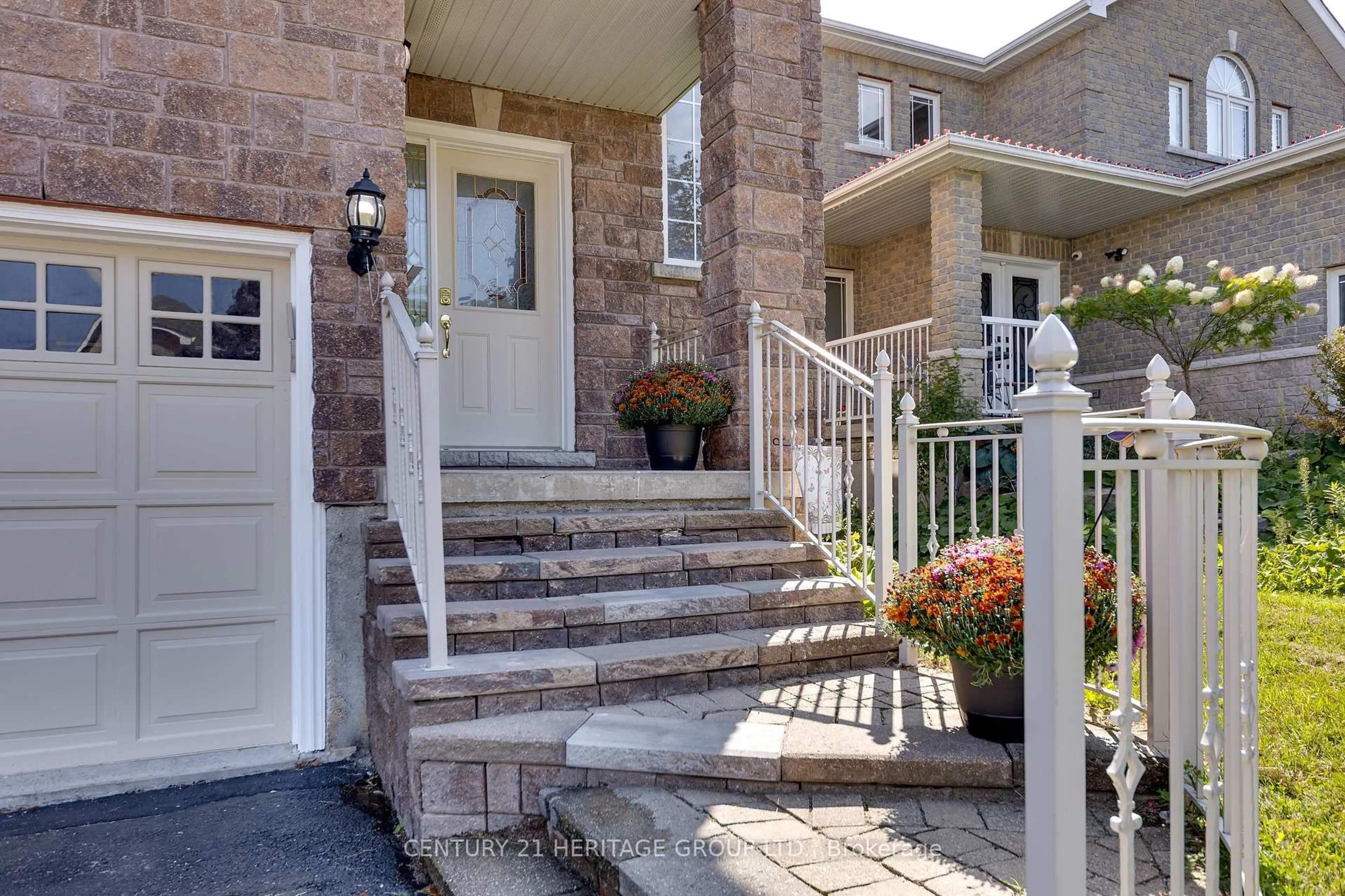 Unknown for 33 Highland Terr, Bradford West Gwillimbury Ontario L3Z 3E9