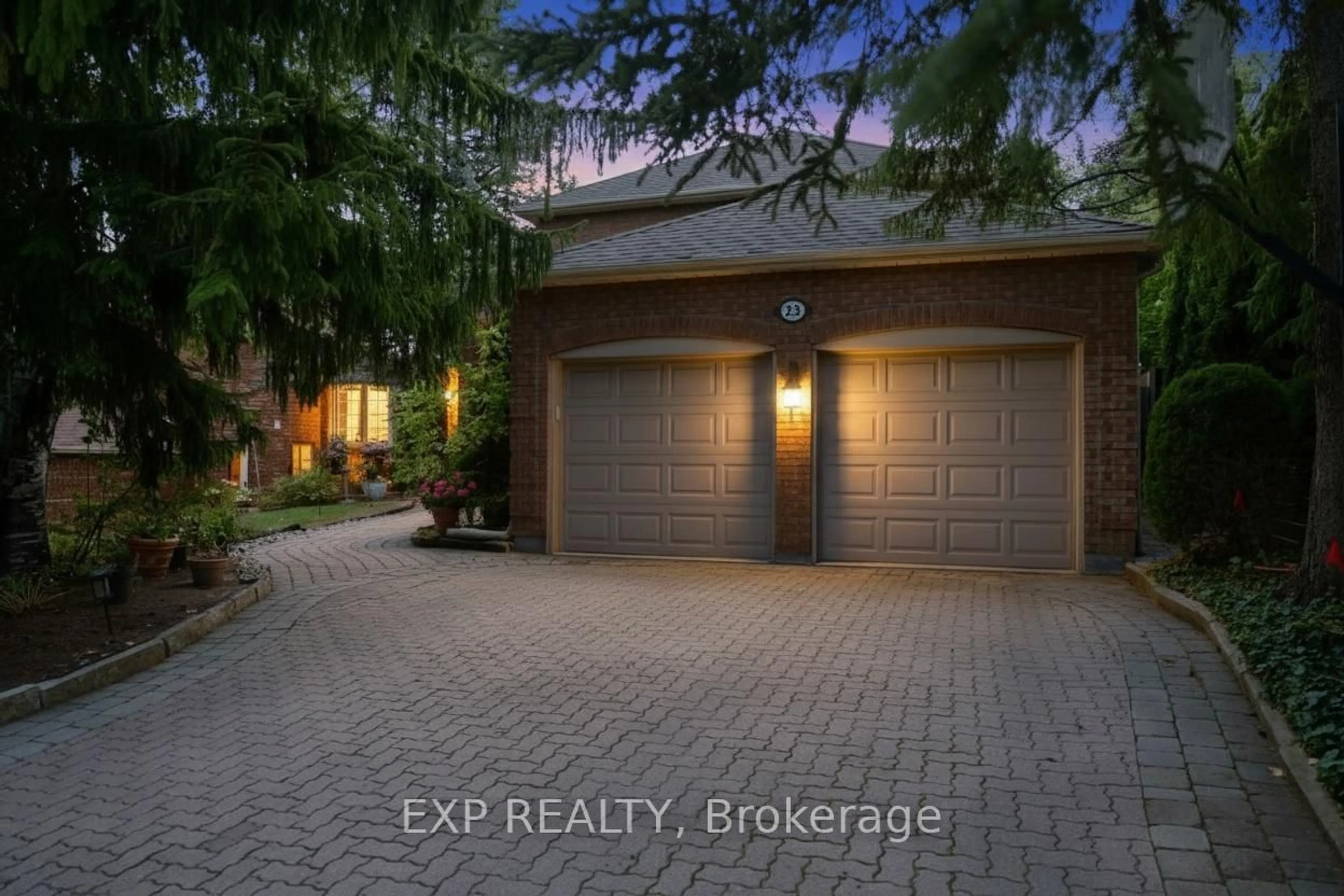 Indoor garage for 23 Briarwood Rd, Markham Ontario L3R 2W7