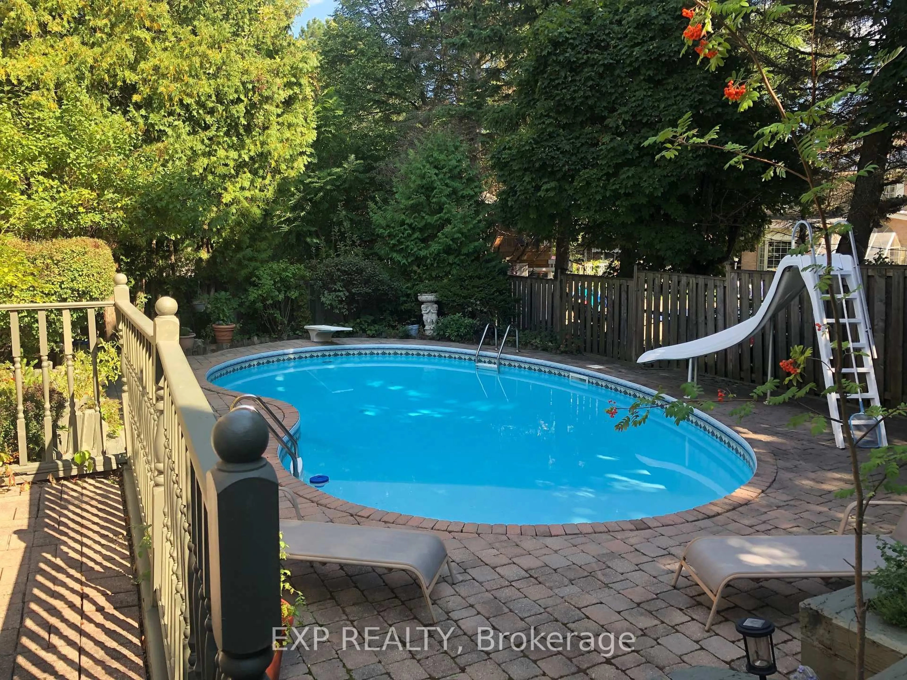 Pool for 23 Briarwood Rd, Markham Ontario L3R 2W7