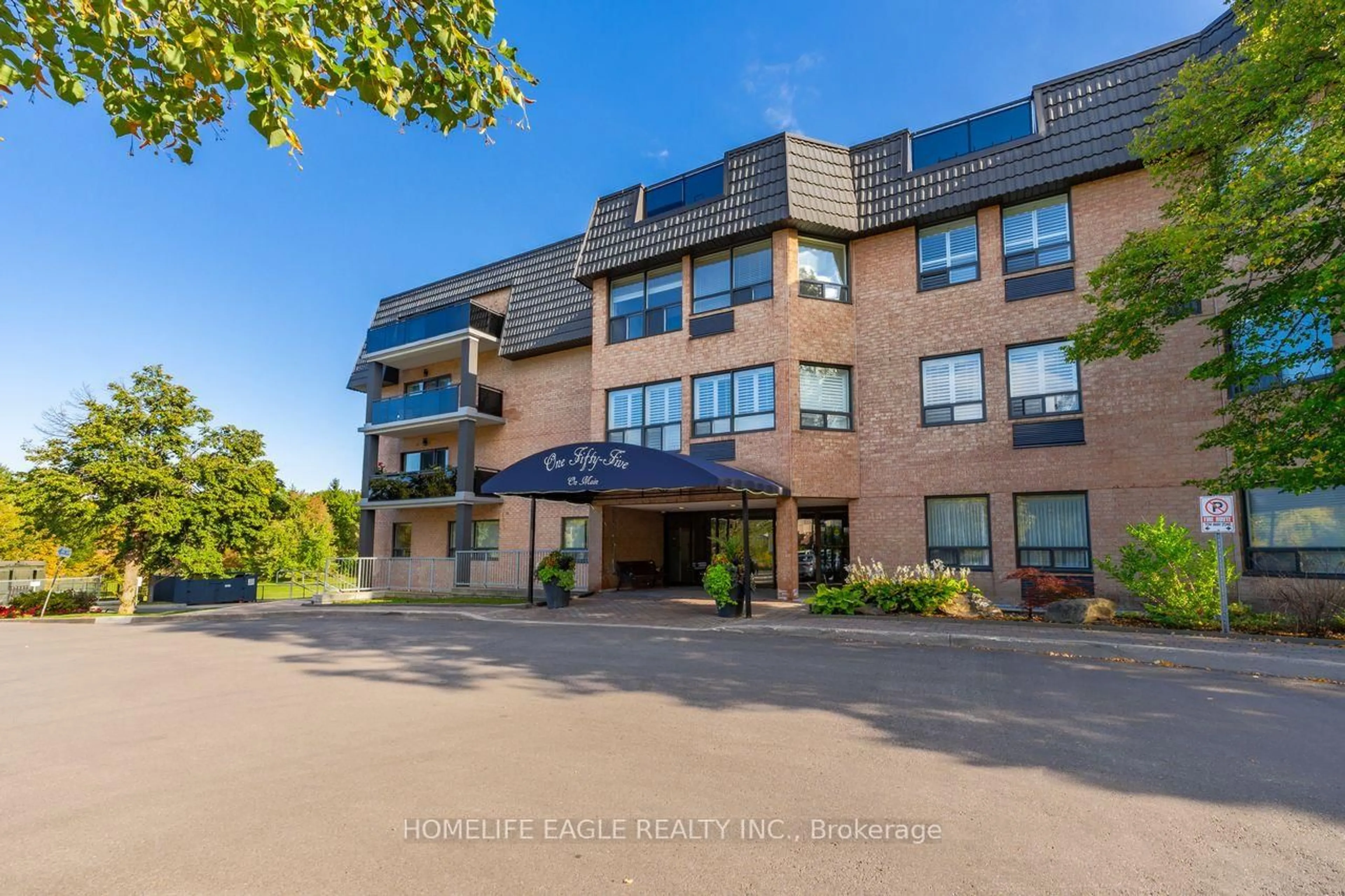 Unknown for 155 Main St #302, Newmarket Ontario L3Y 8C2