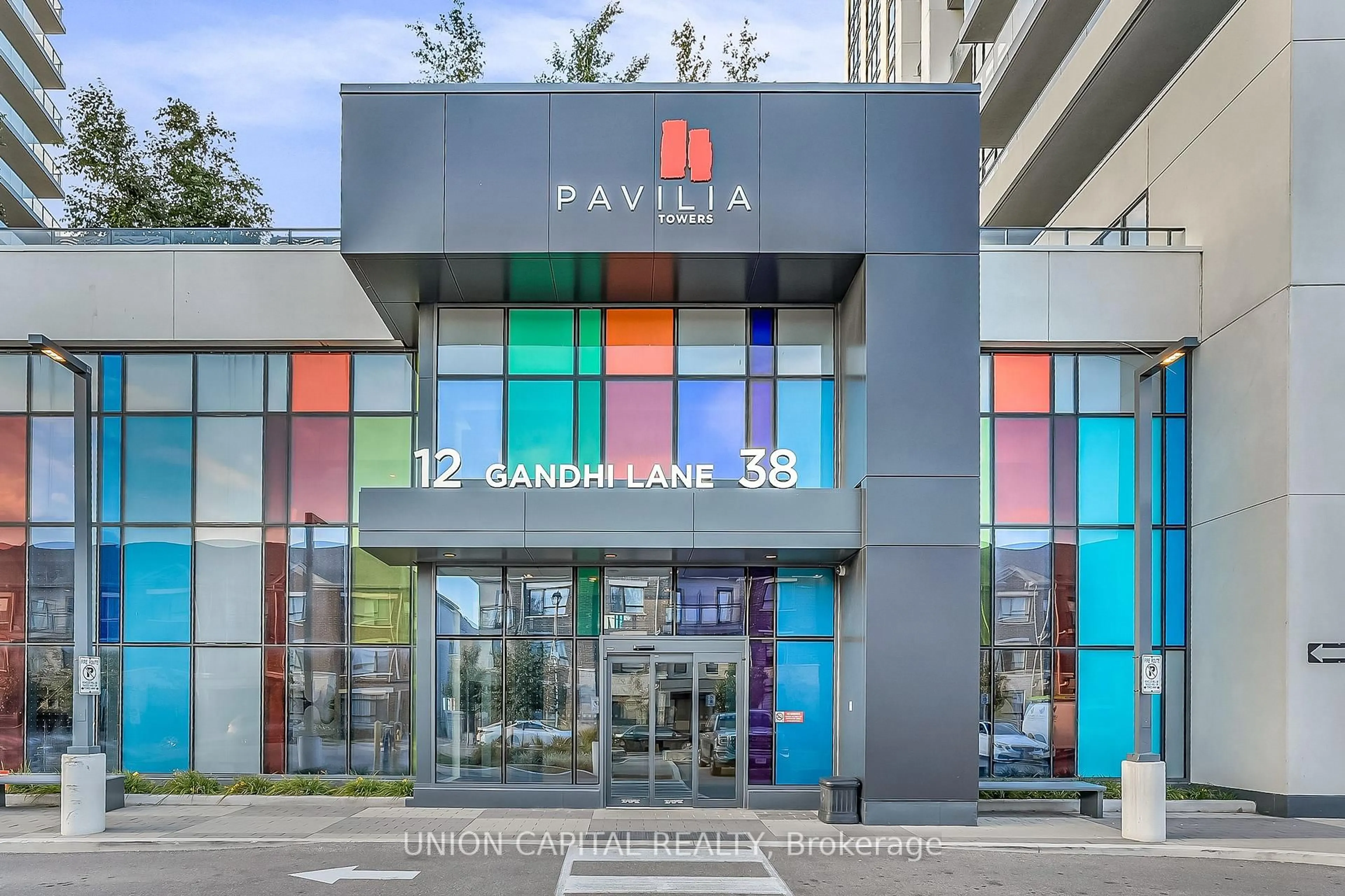 Indoor foyer for 12 Gandhi Lane #3102, Markham Ontario L3T 0G8