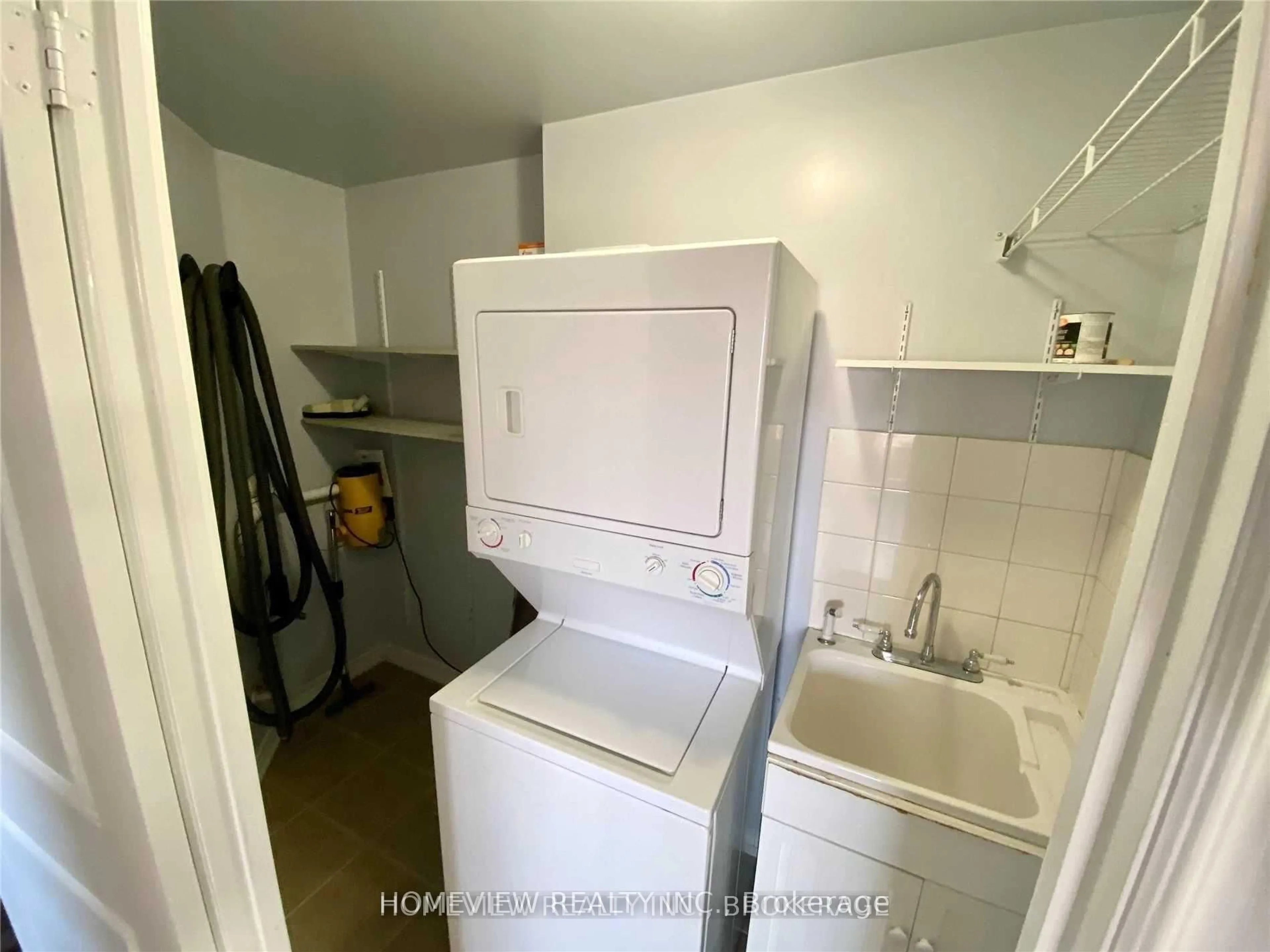 Unknown for 9235 Jane St #201, Vaughan Ontario L6A 0J8