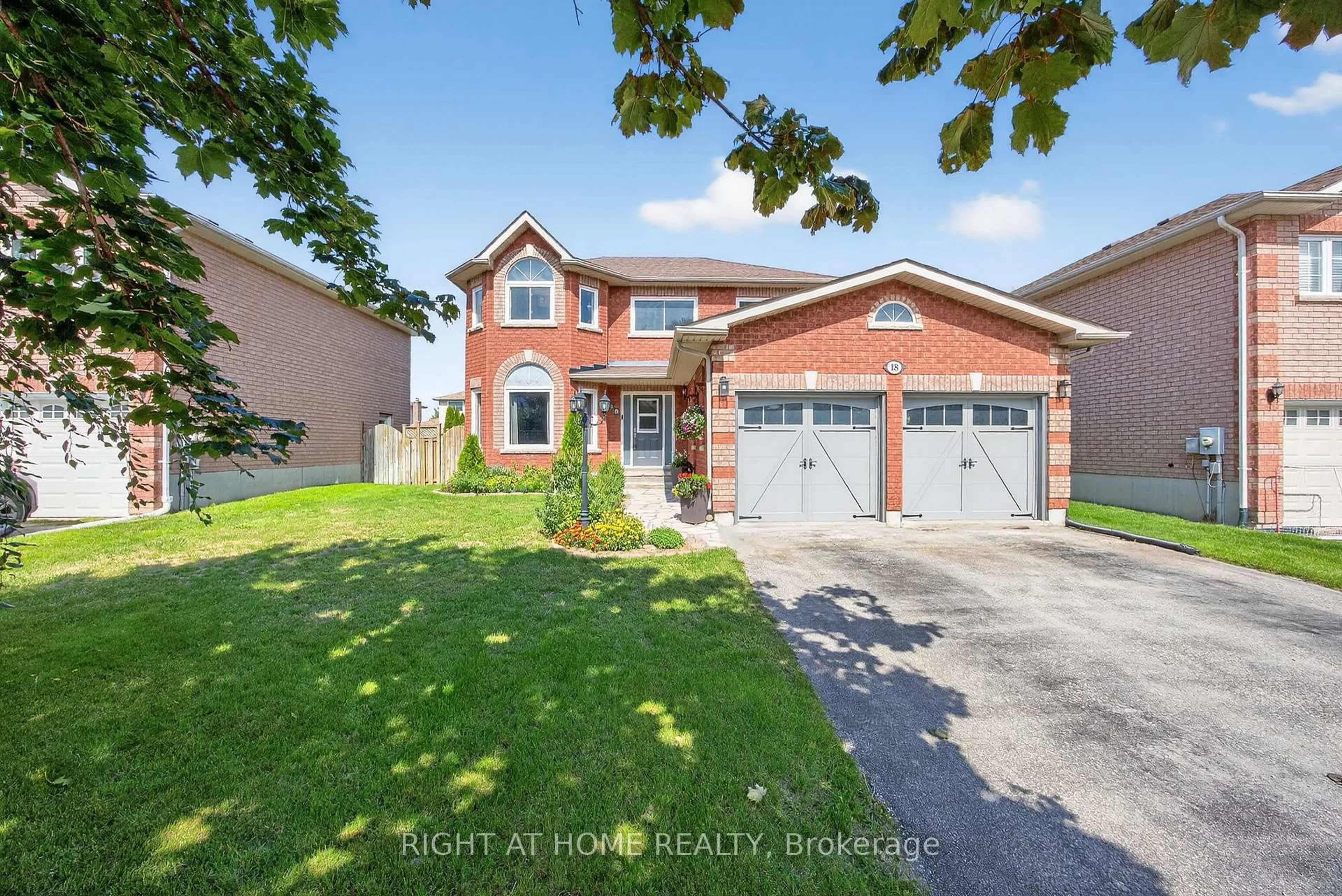 Home with brick exterior material, street for 18 Amberview Dr, Georgina Ontario L4P 3X6