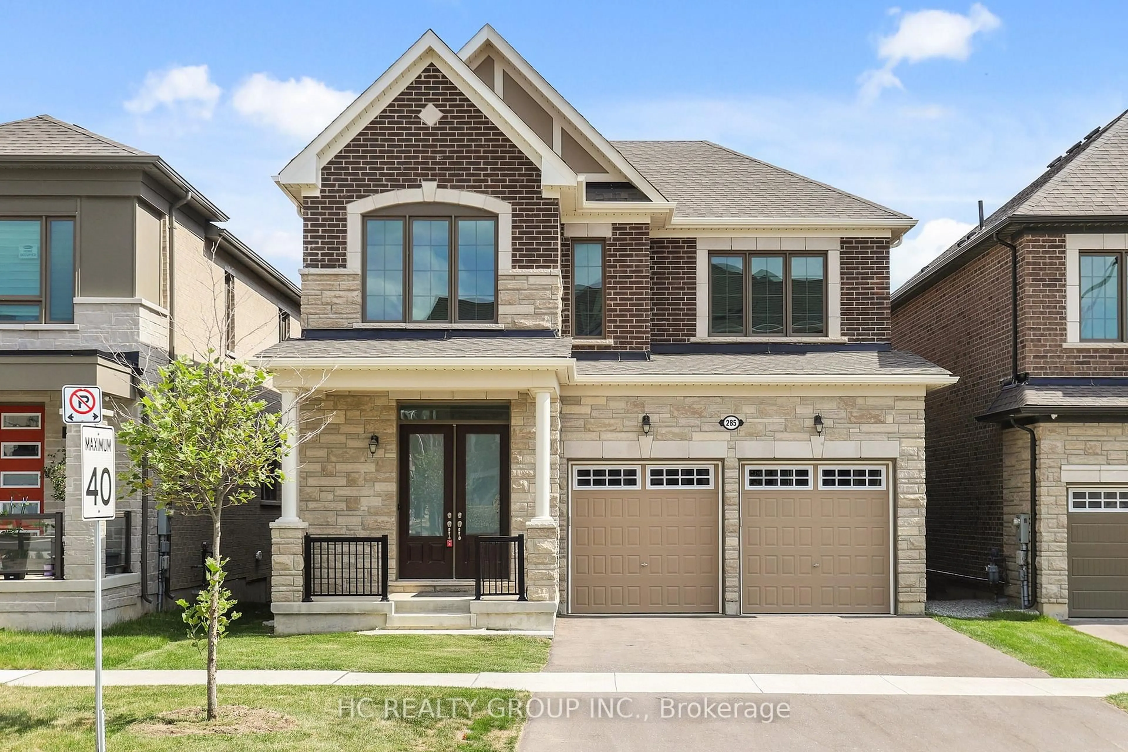 Home with brick exterior material, street for 285 Beaverbrae Dr, Markham Ontario L6C 3L3