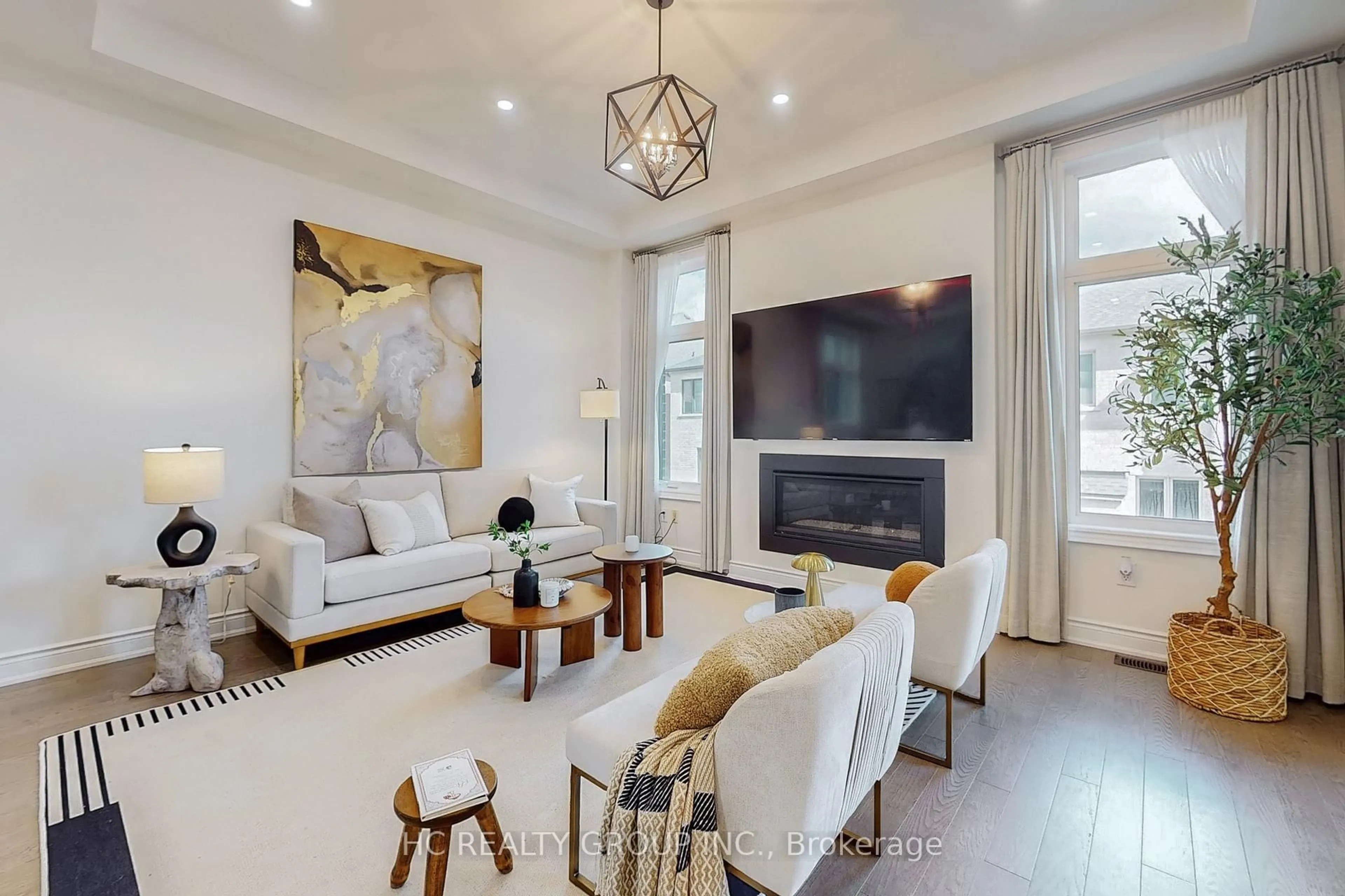 Living room with furniture, unknown for 285 Beaverbrae Dr, Markham Ontario L6C 3L3