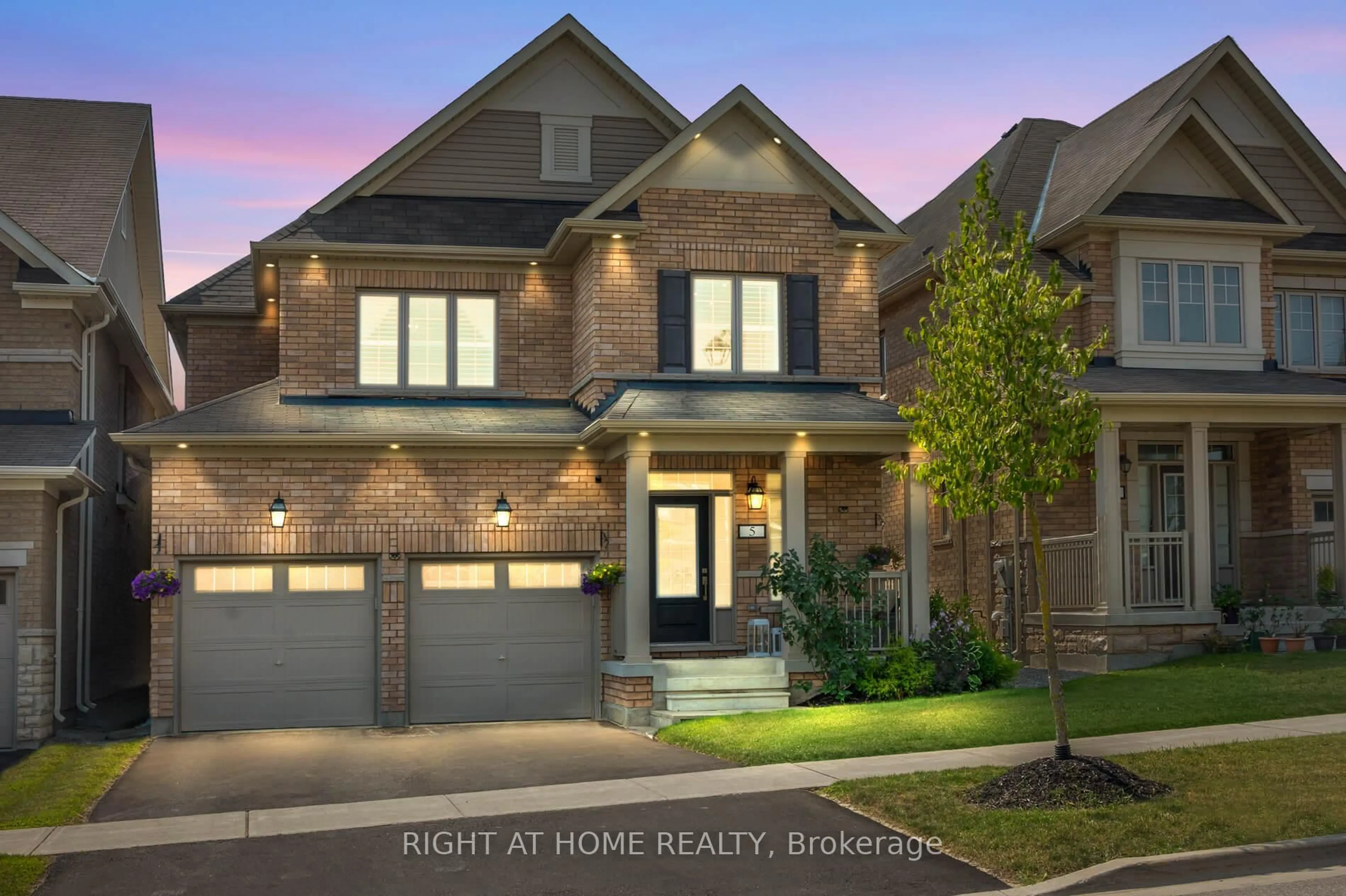 Home with brick exterior material, street for 5 Pridham Pl, New Tecumseth Ontario L0G 1W0