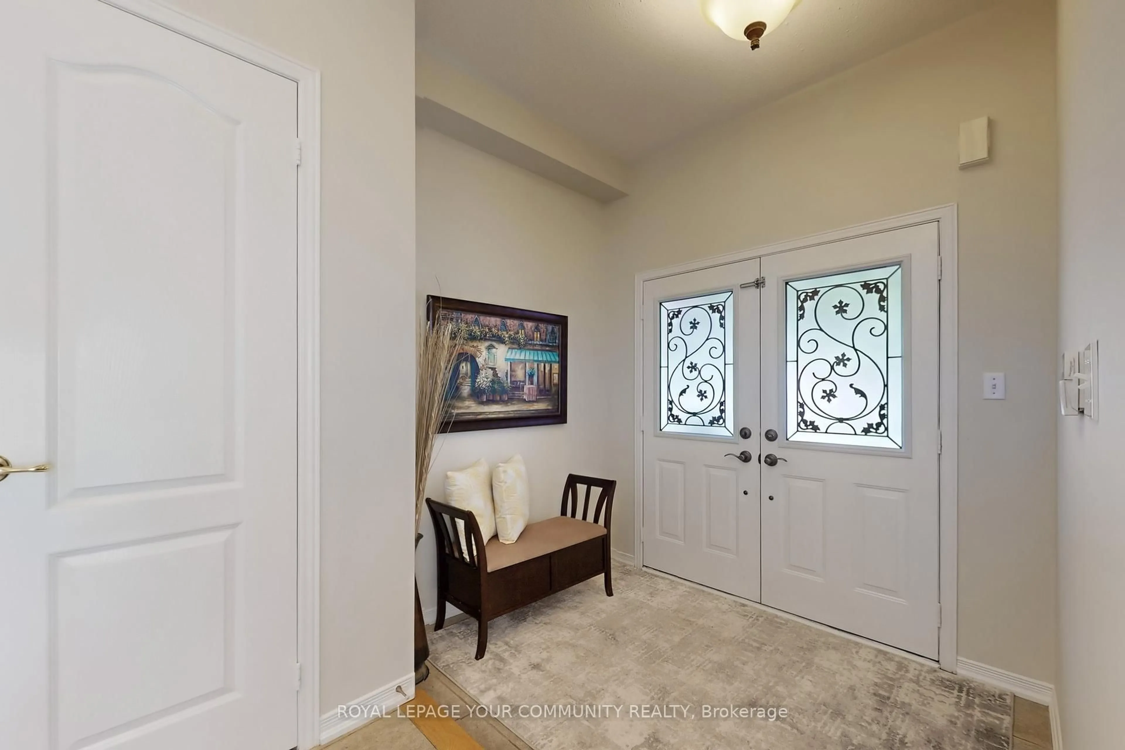 Indoor entryway for 15 Marrone St, Vaughan Ontario L4H 2Z2