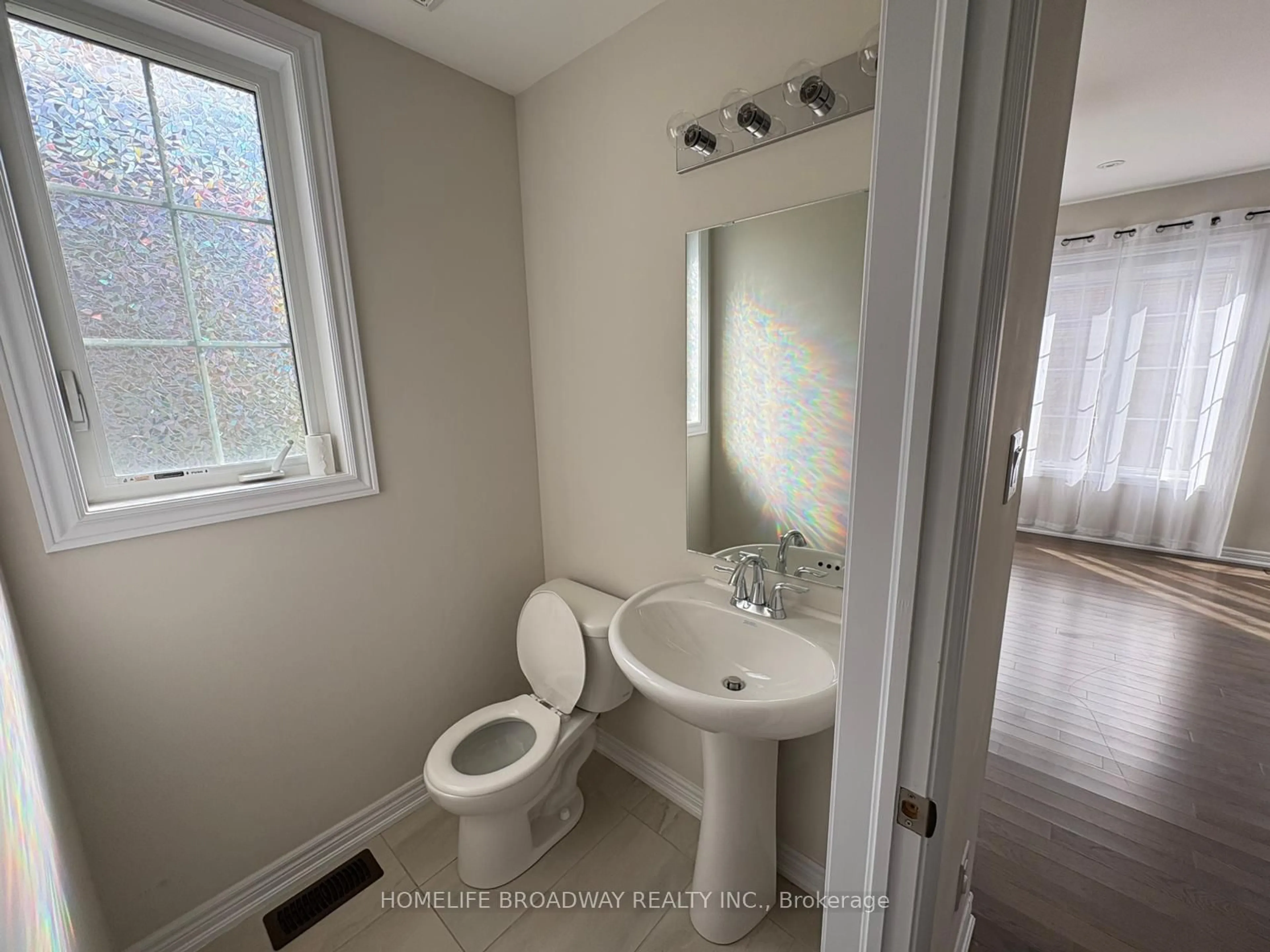 A pic of a room for 1906 Donald Cousens Pkwy, Markham Ontario L6B 1M4