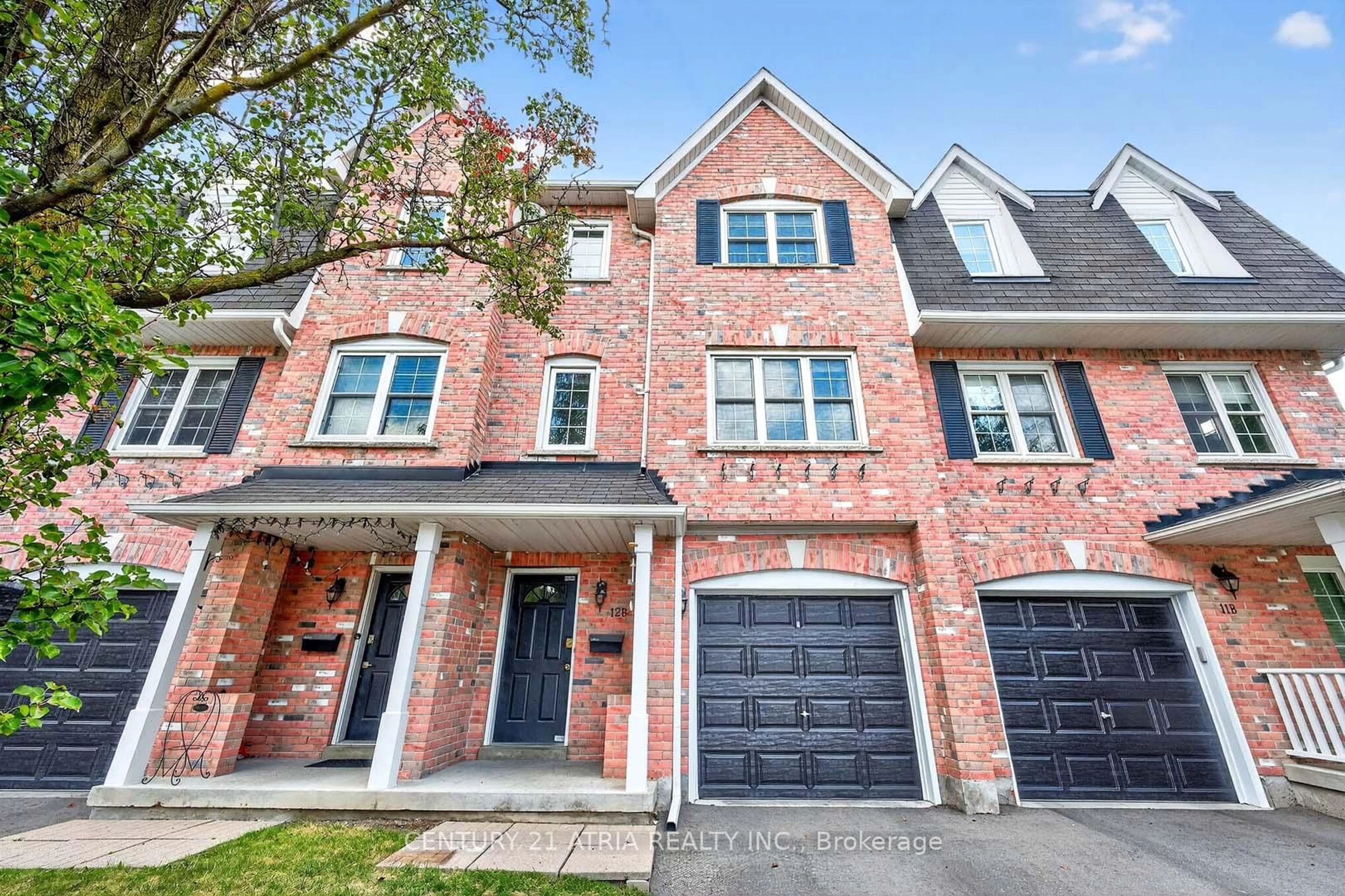 Home with brick exterior material, street for 51 Northern Heights Dr #12B, Richmond Hill Ontario L4B 4C9