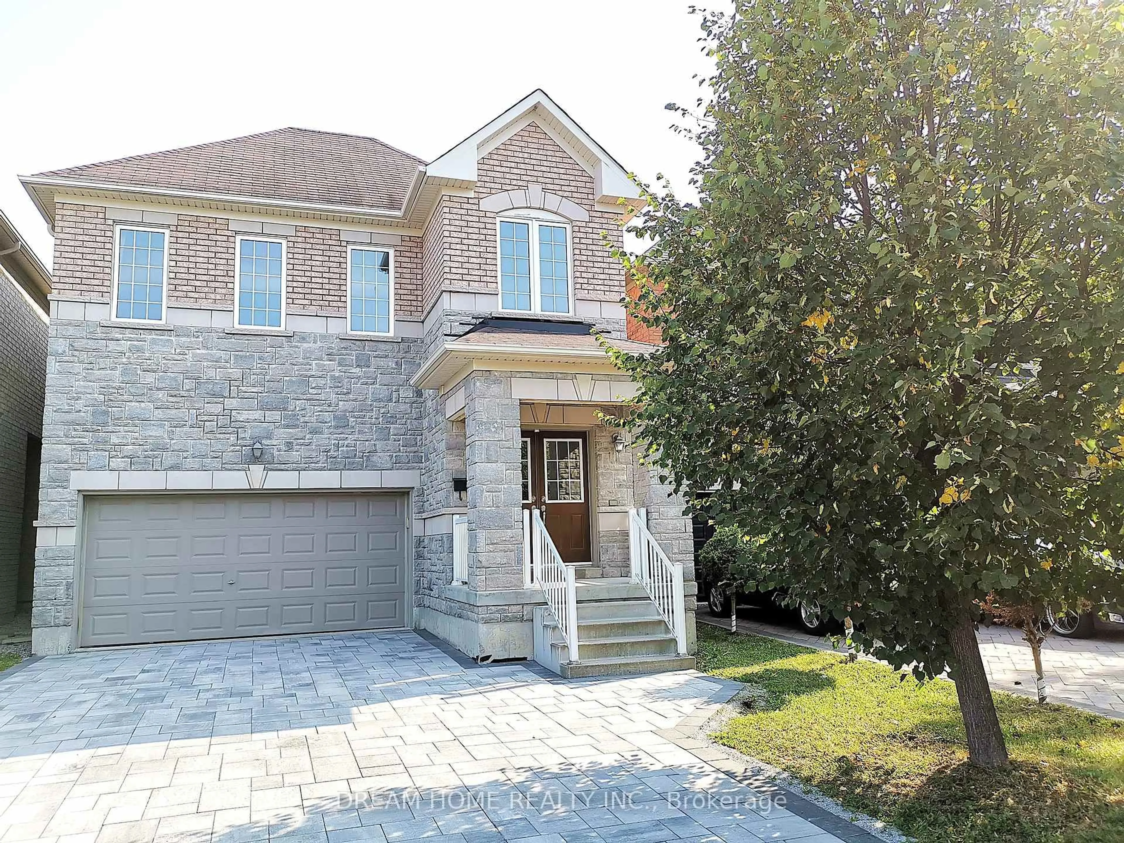 Home with brick exterior material, street for 269 Helen Ave, Markham Ontario L3R 1J9