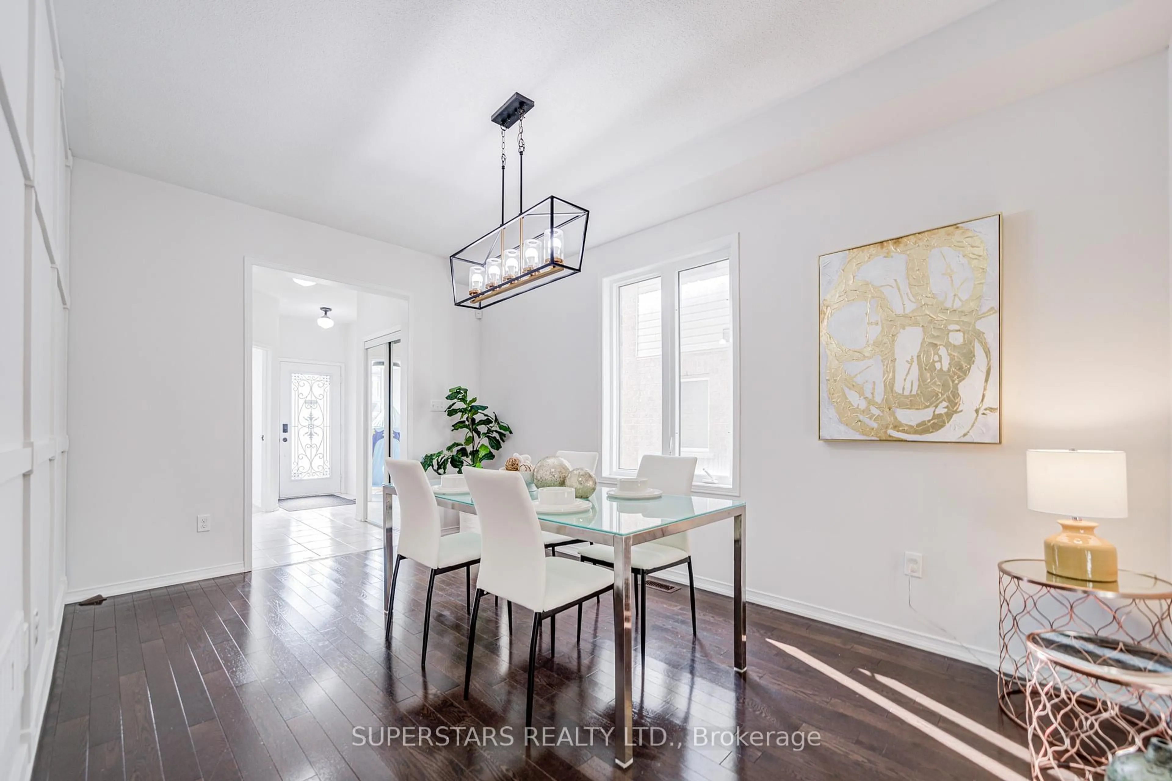 Dining room, unknown for 61 Wilf Morden Rd, Whitchurch-Stouffville Ontario L4A 0K1