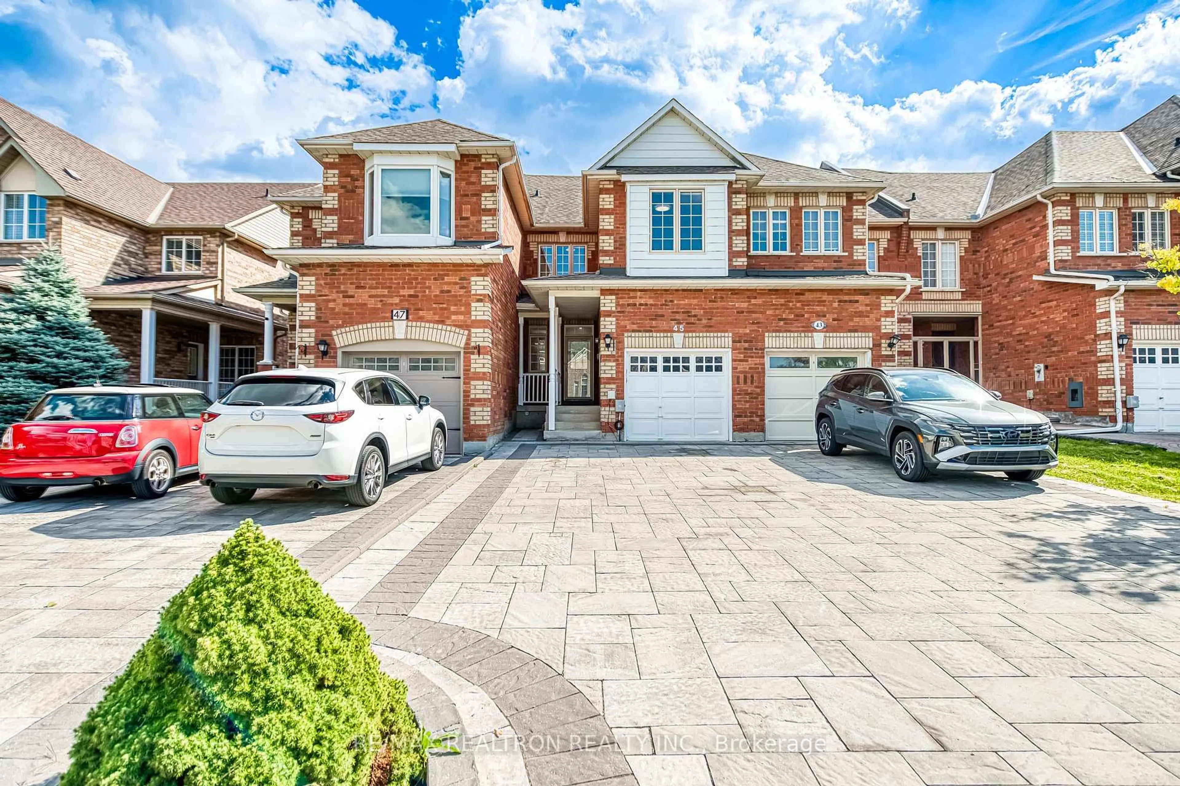 Home with brick exterior material, street for 45 Copperstone Cres, Richmond Hill Ontario L4S 2C5