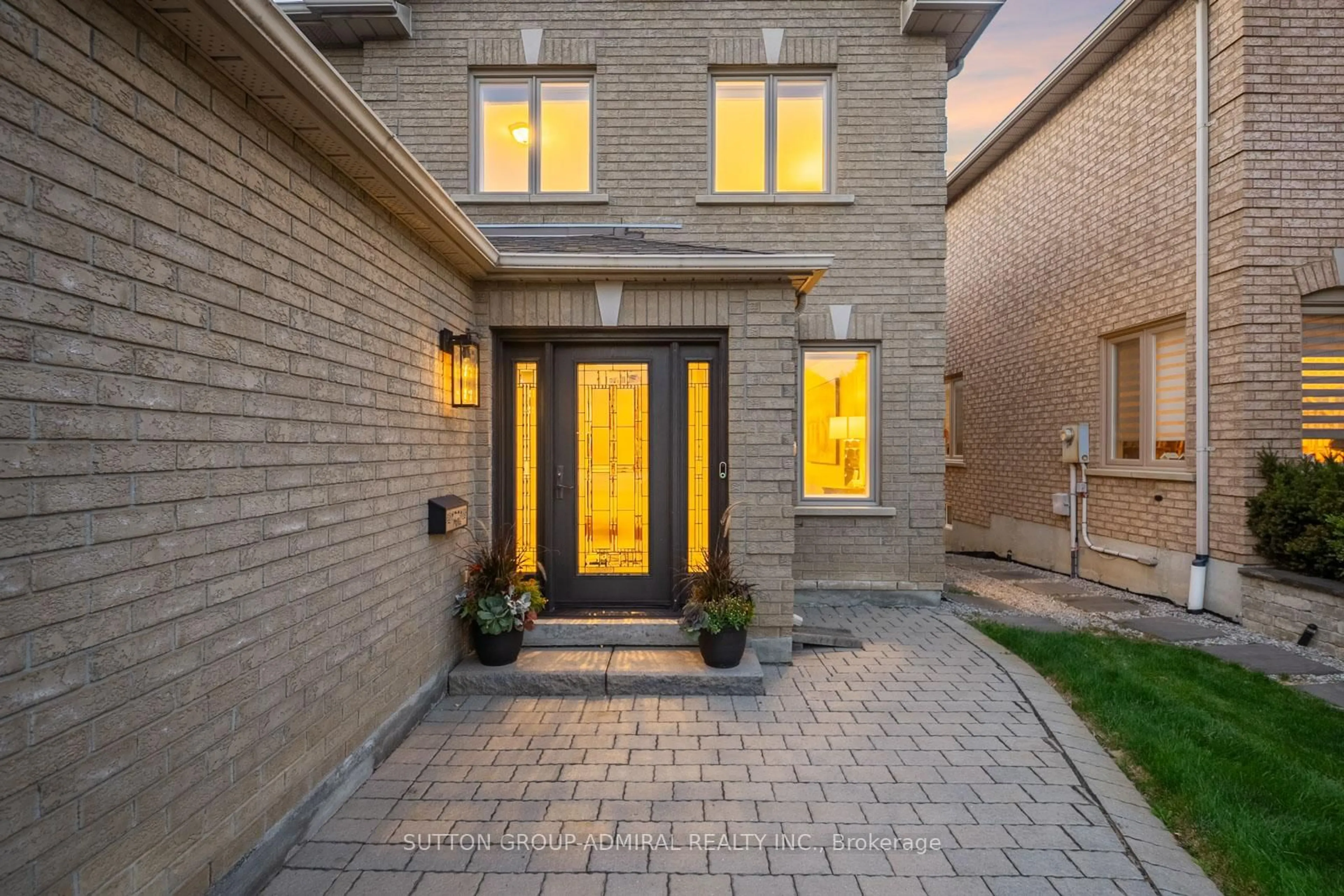 Home with brick exterior material, street for 473 Highcliffe Dr, Vaughan Ontario L4J 8L3