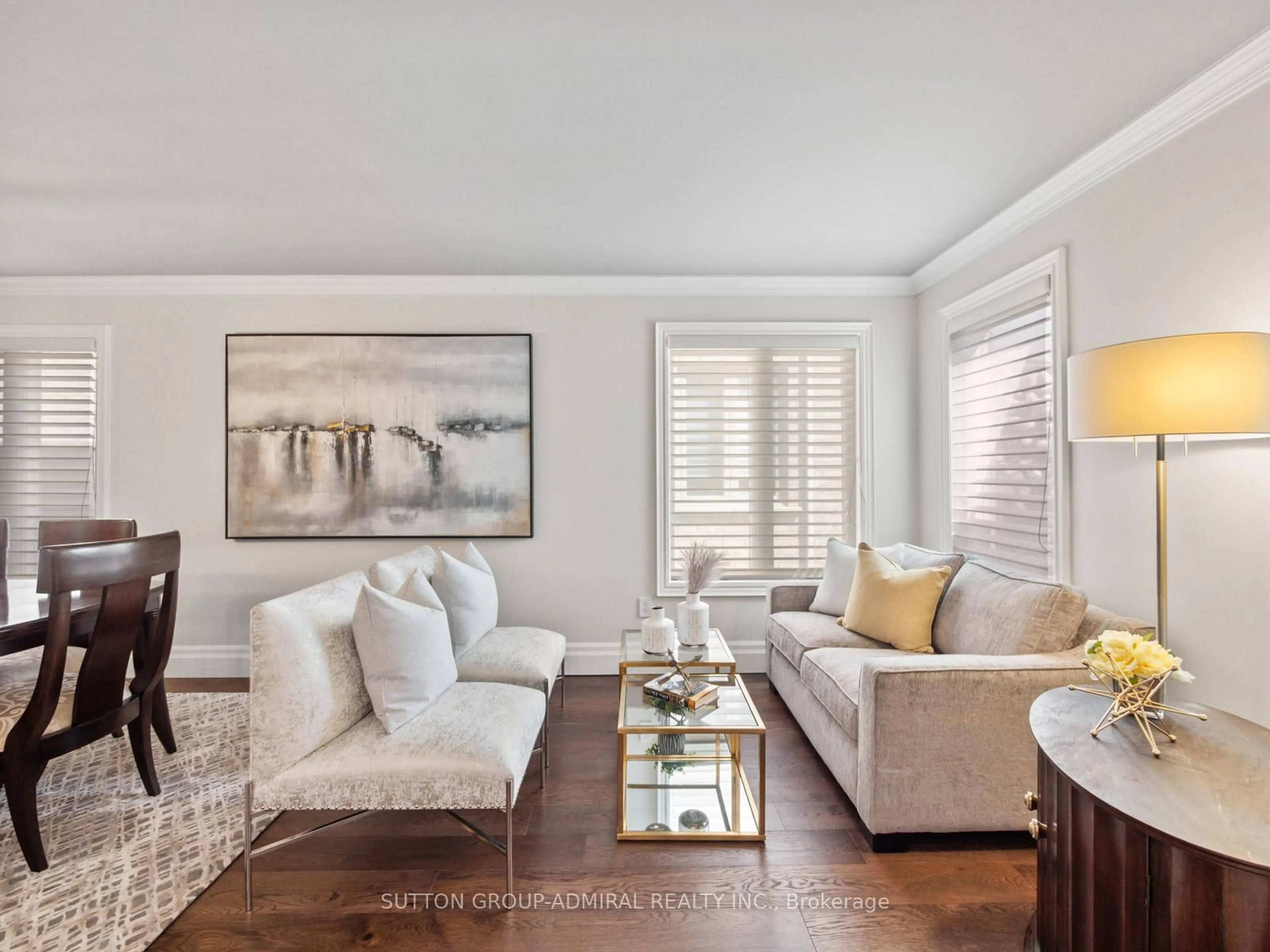 Living room with furniture, wood/laminate floor for 473 Highcliffe Dr, Vaughan Ontario L4J 8L3
