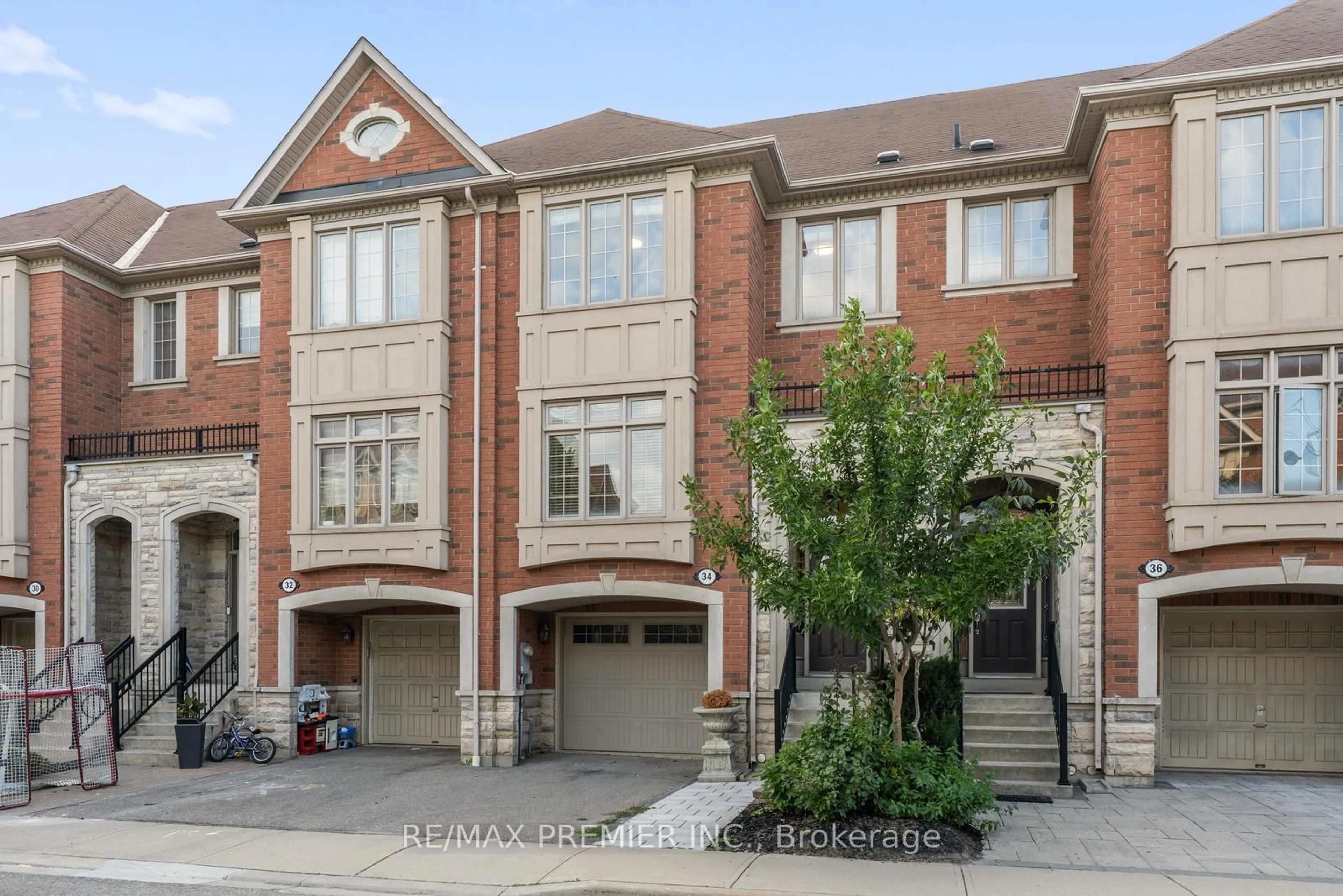 Home with brick exterior material, street for 34 George Bogg Rd, Vaughan Ontario L4L 0A3