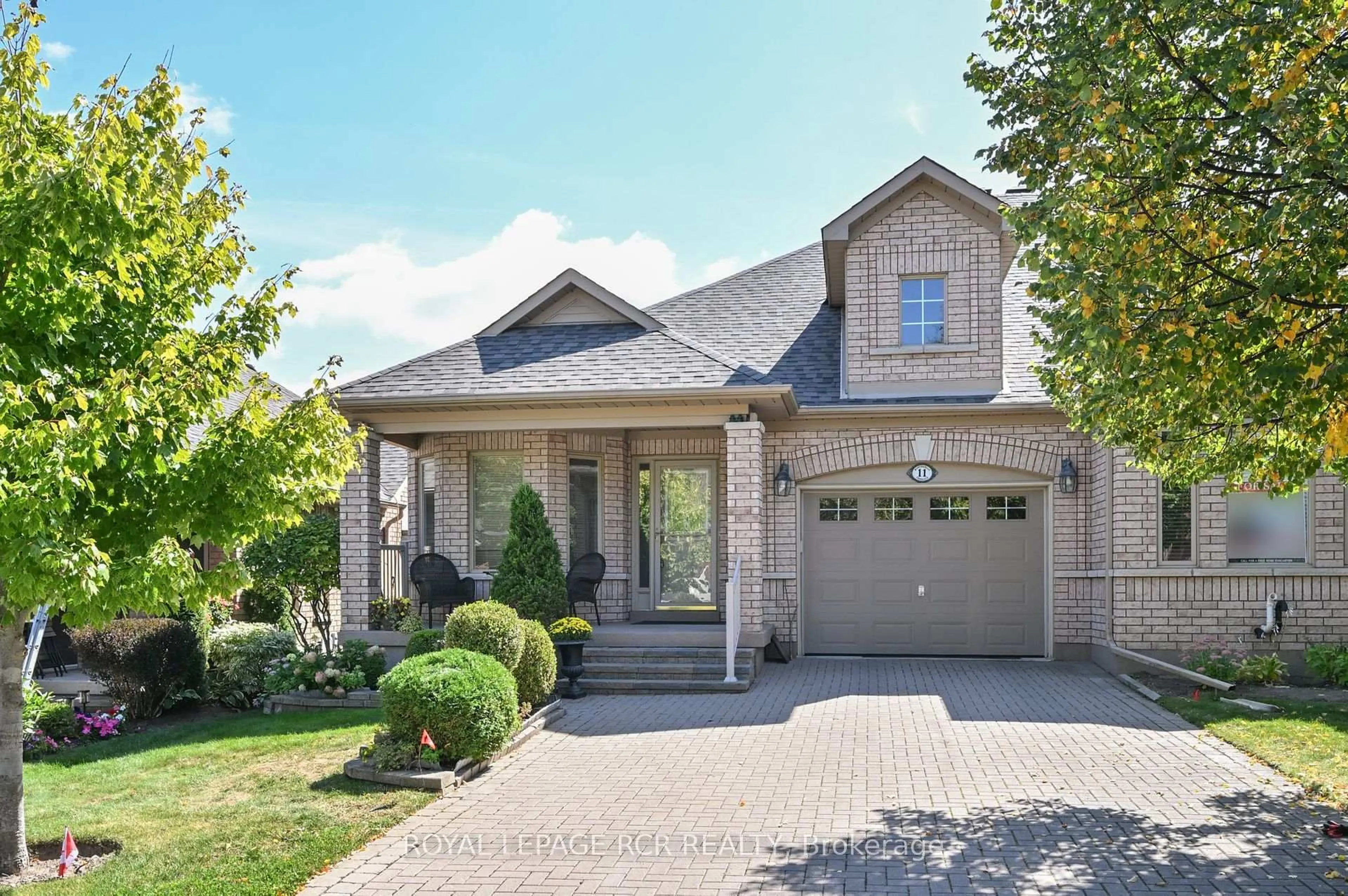 Home with brick exterior material, street for 11 Montebello Terr, New Tecumseth Ontario L9R 2H4