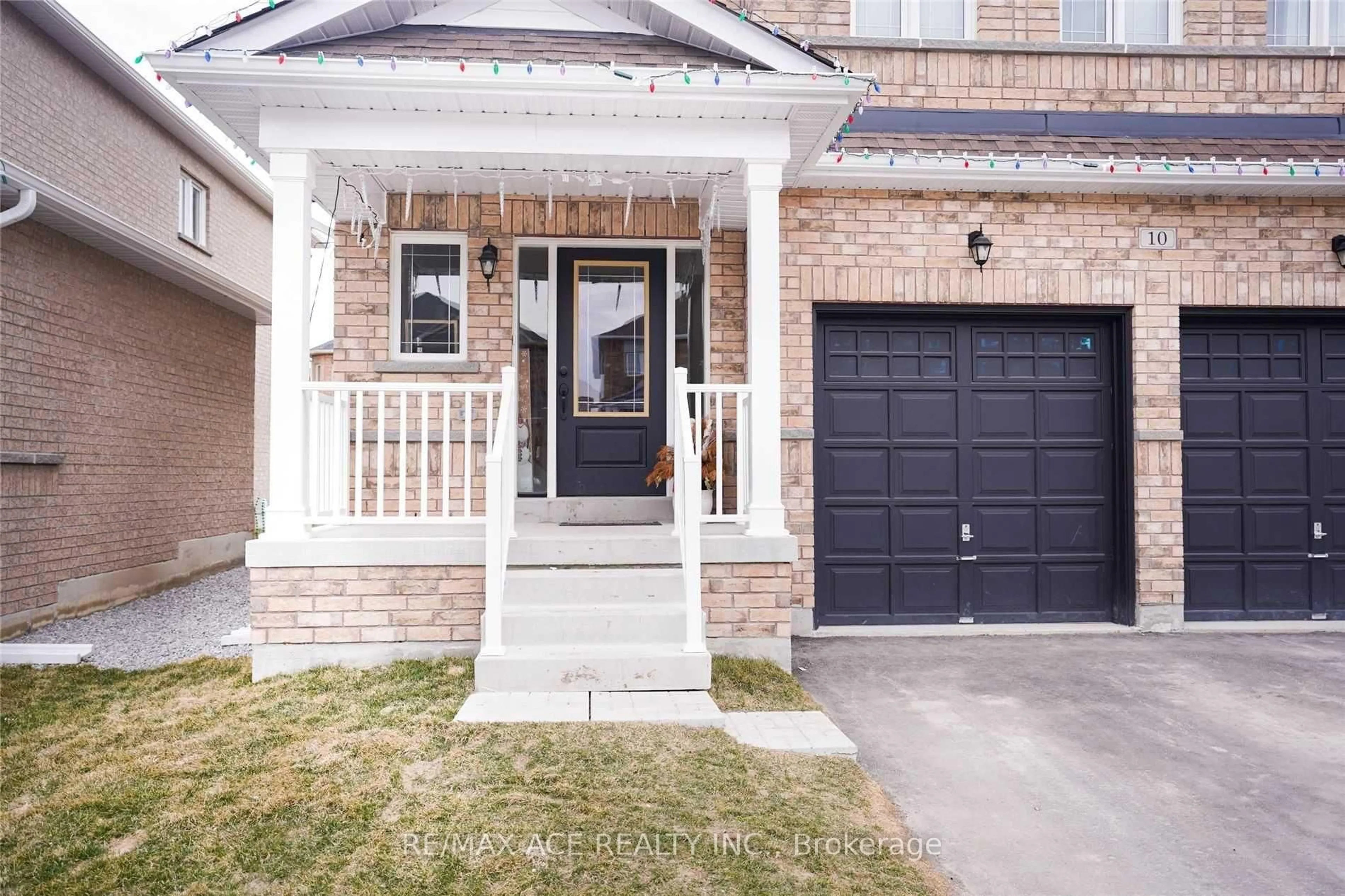 Home with brick exterior material, street for 10 Furniss St, Brock Ontario L0K 1A0